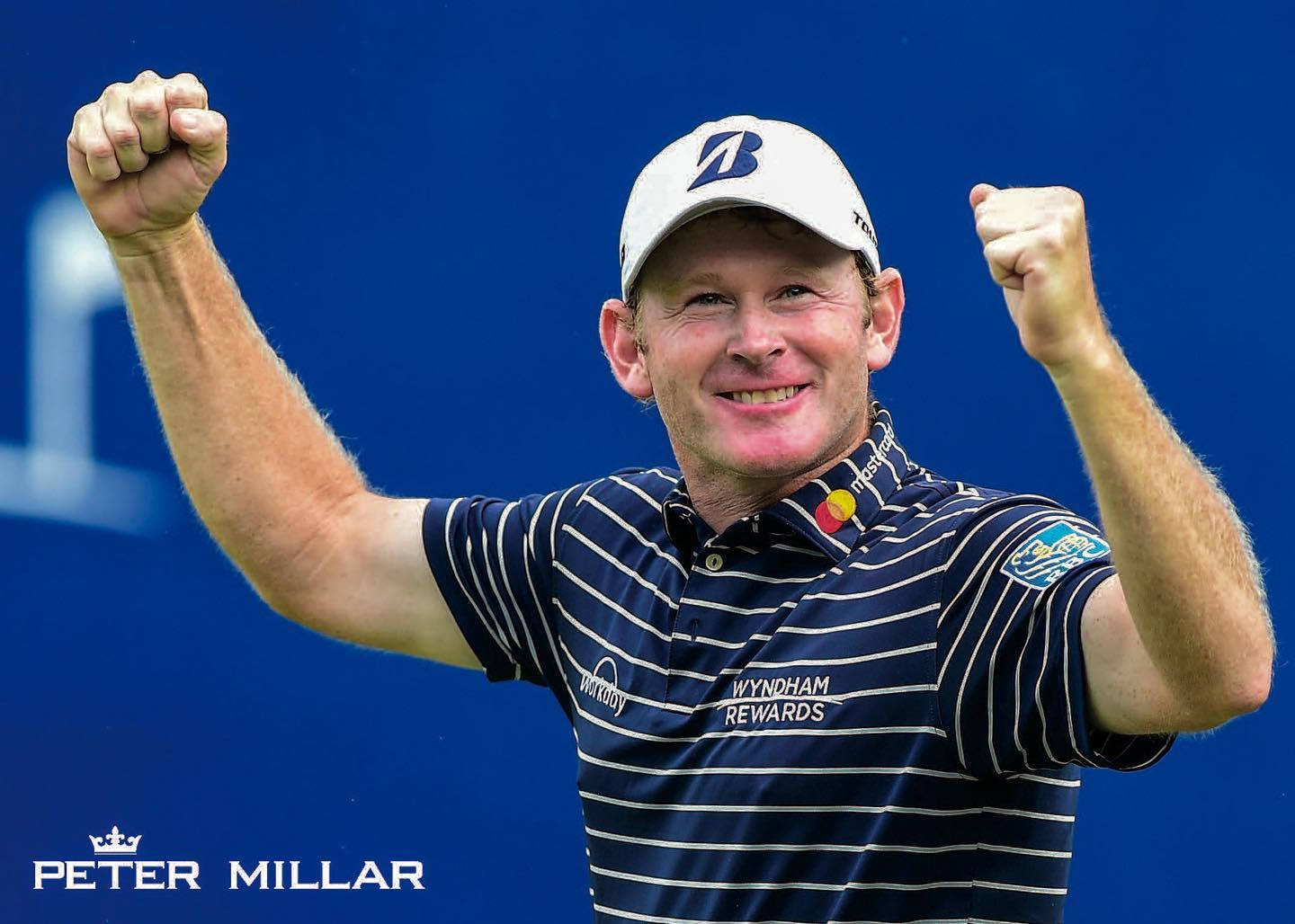 Professional Golfer Brandt Snedeker Taking A Swing On A Sunny Day. Background