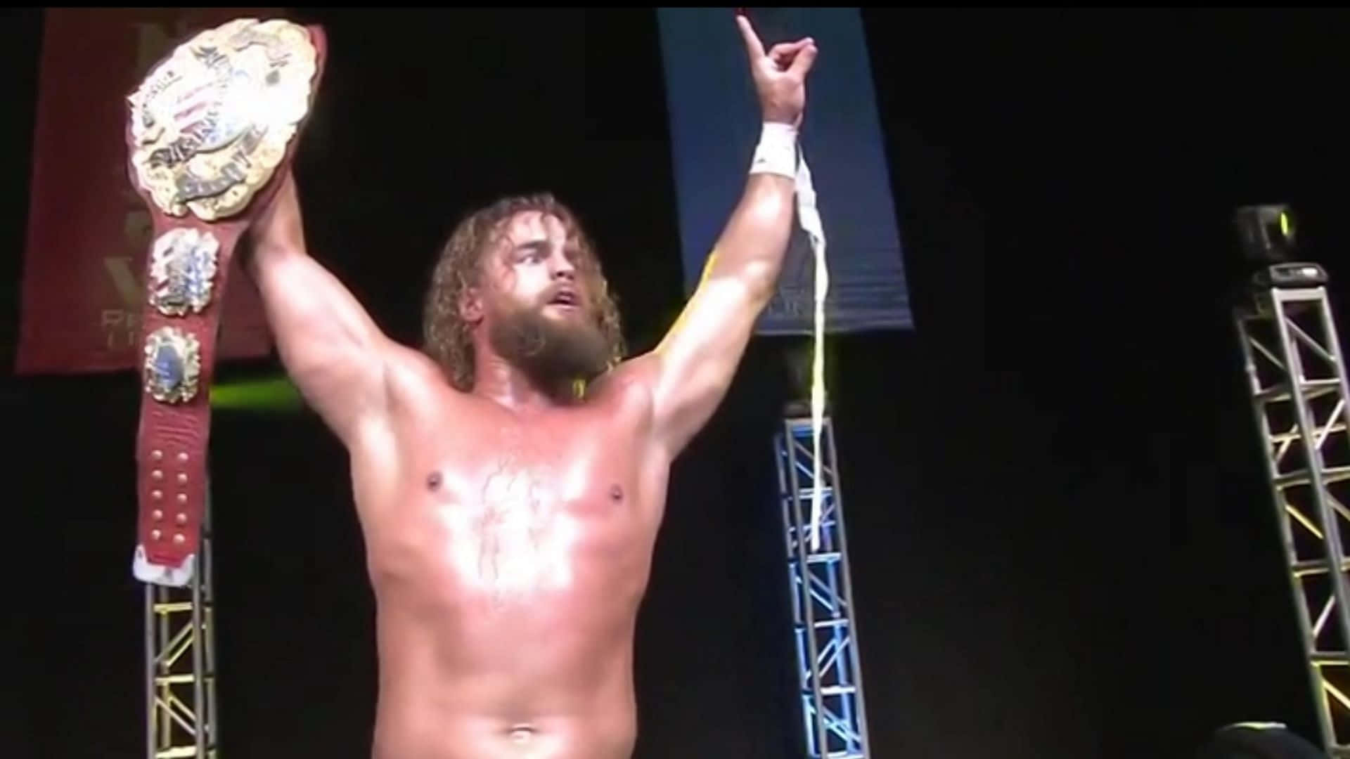 Professional Wrestler Juice Robinson Background