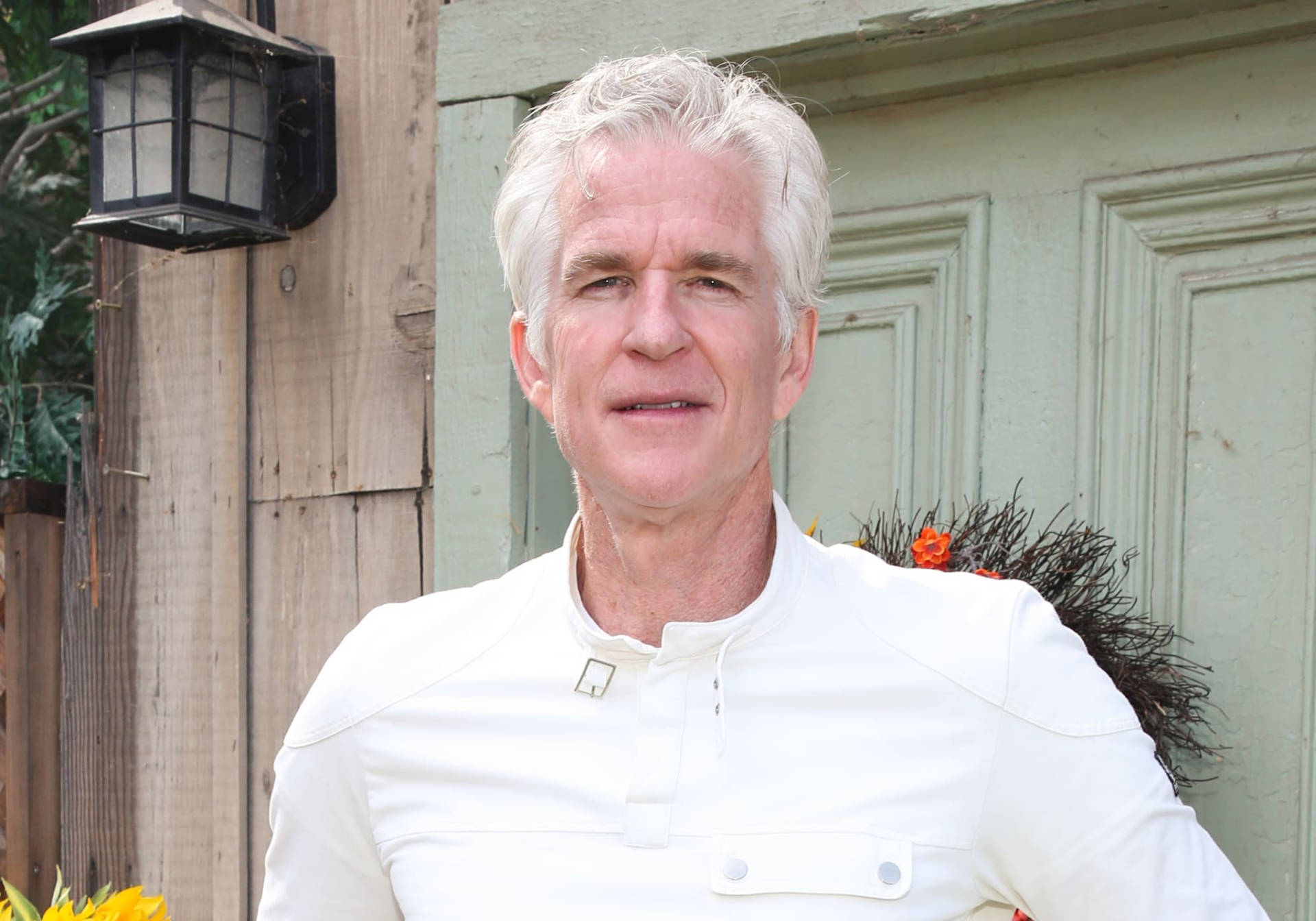 Prominent American Actor Matthew Modine At Universal Studios Hollywood Background