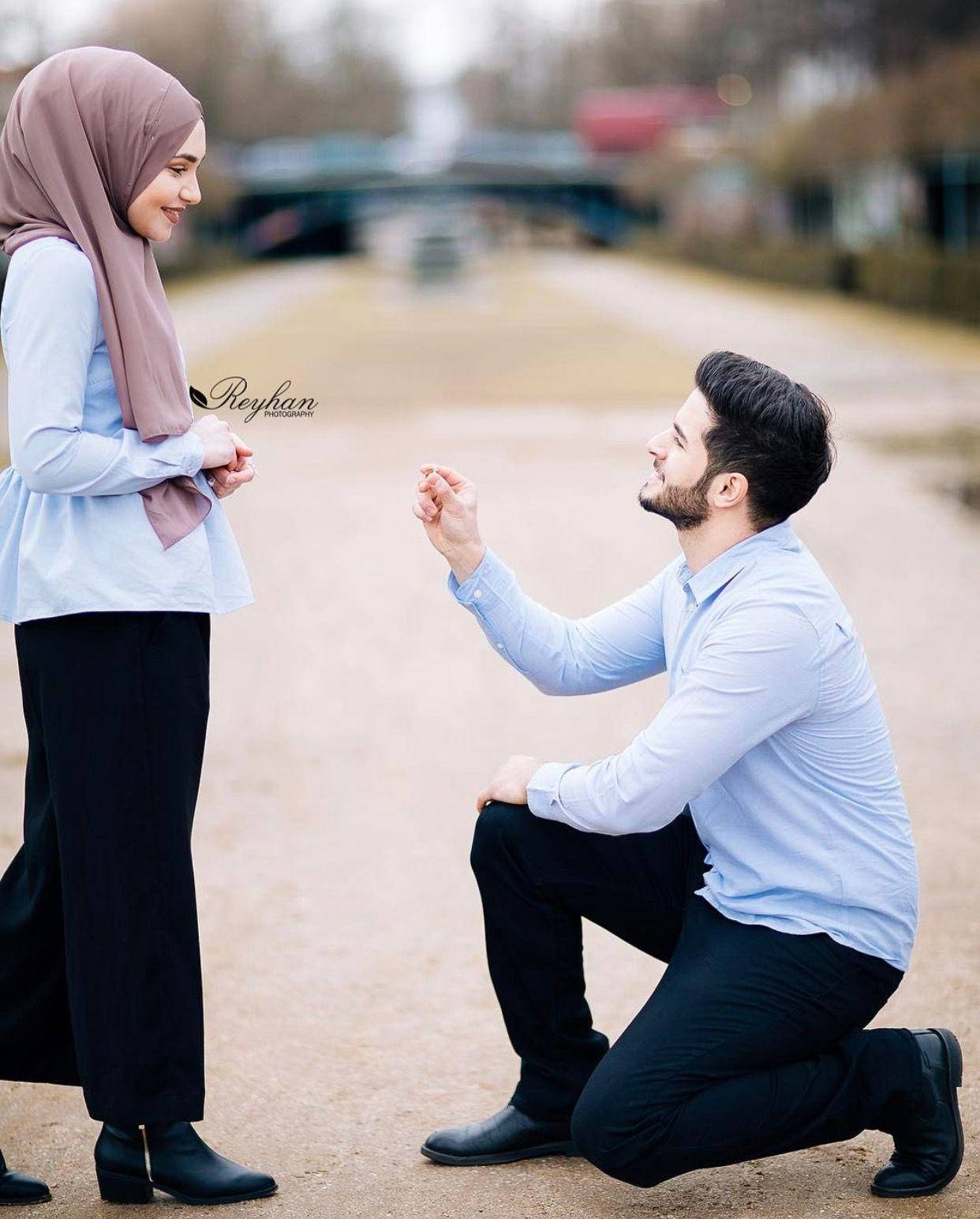 Proposing Muslim Couple Background