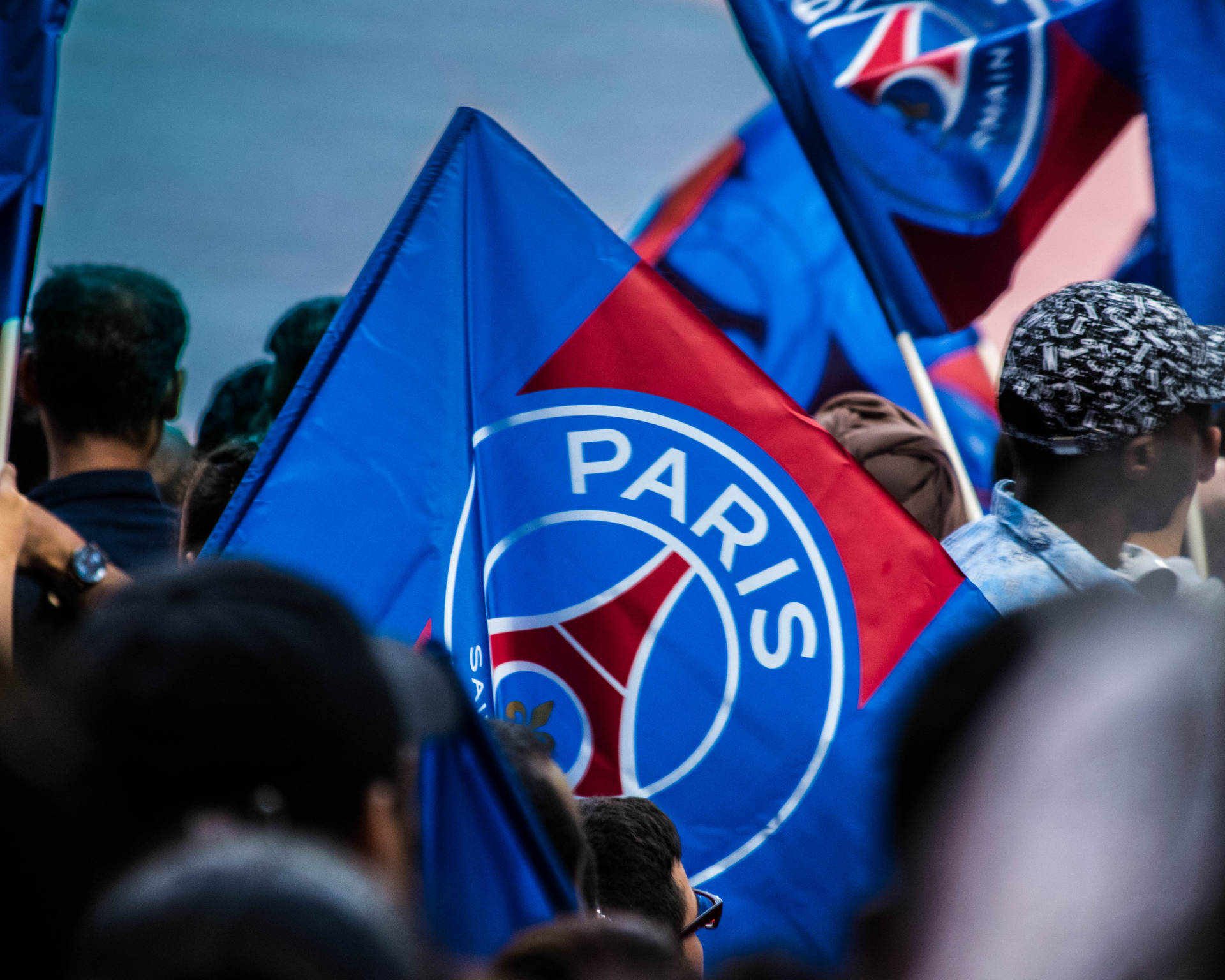Psg Football Crowd Flags Background