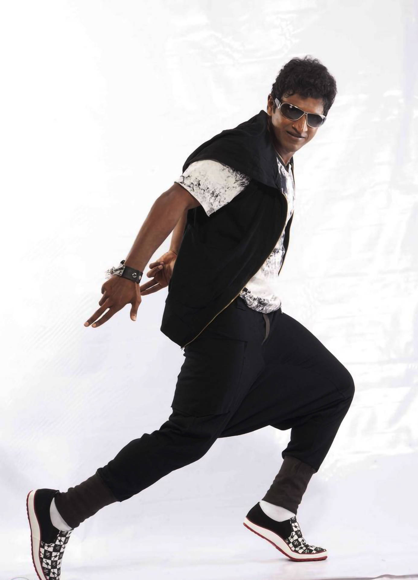 Puneeth Rajkumar Dance Moves Background