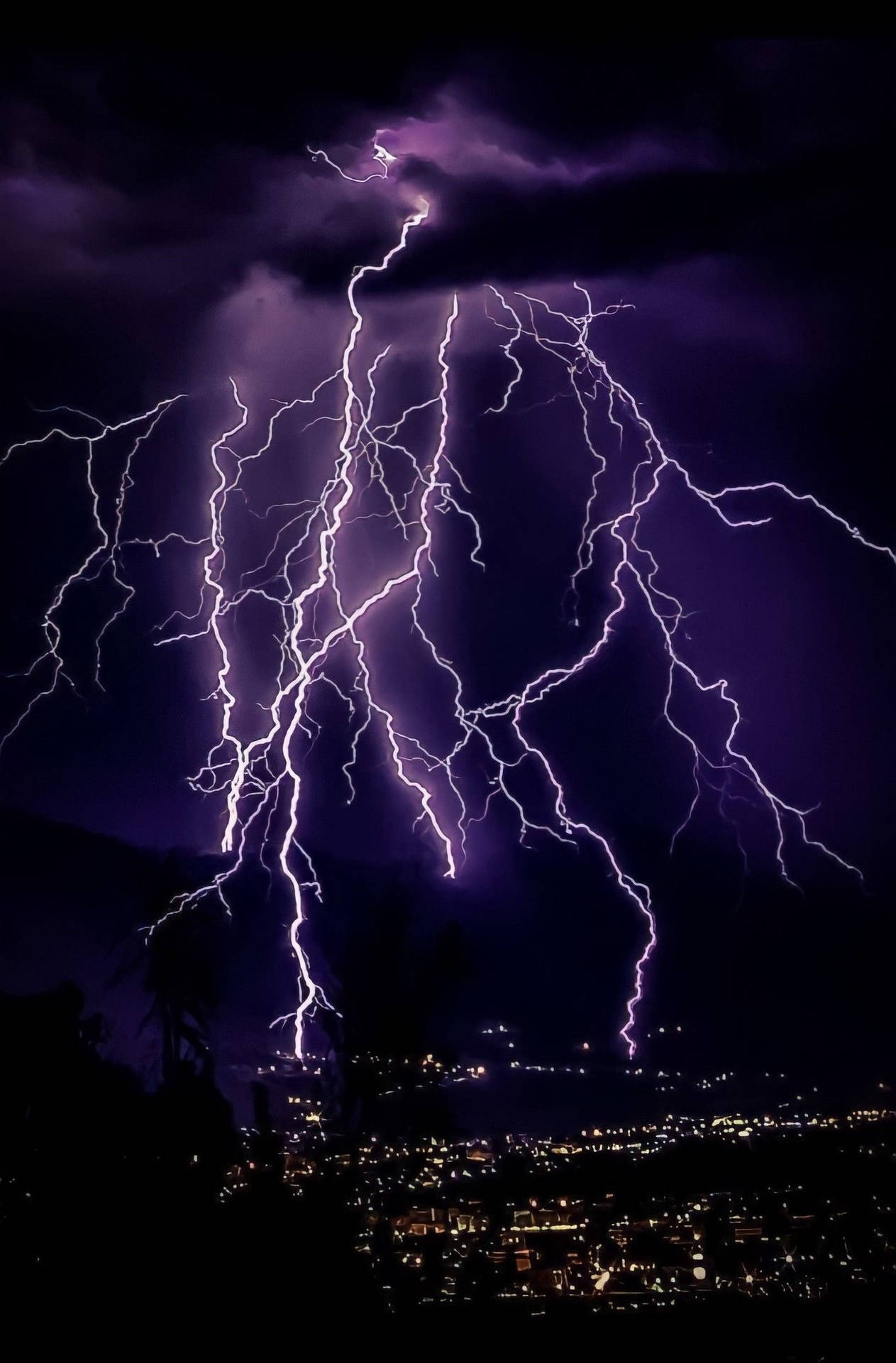 Purple Aesthetic Lightning City Mobile Background