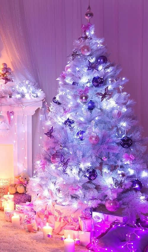 Purple Gradient Christmas Tree Background