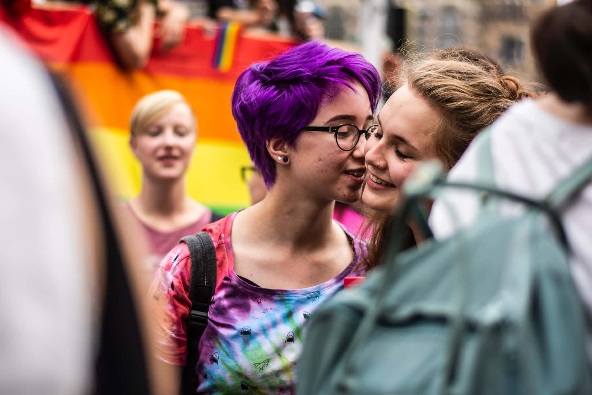 Purple Hair Mujeres Lesbianas Background