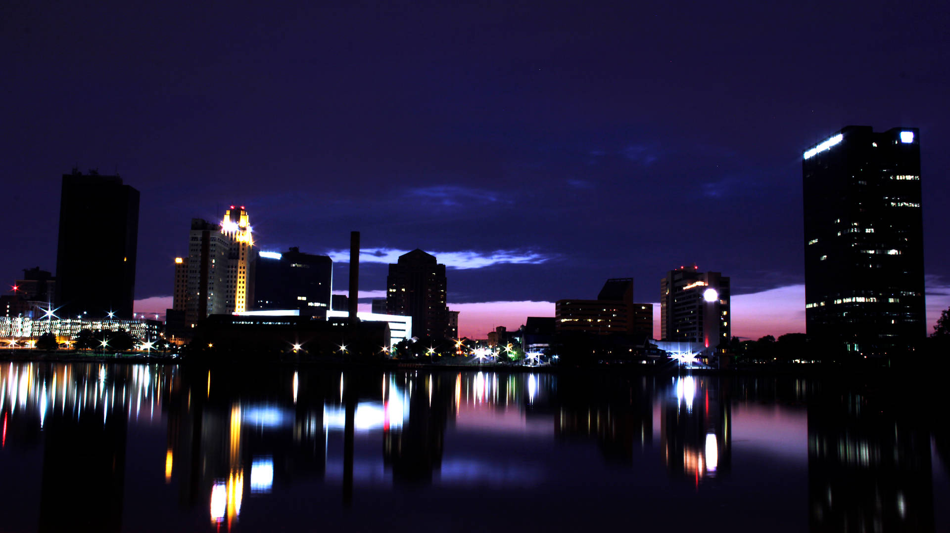 Purple Photo Of Toledo City