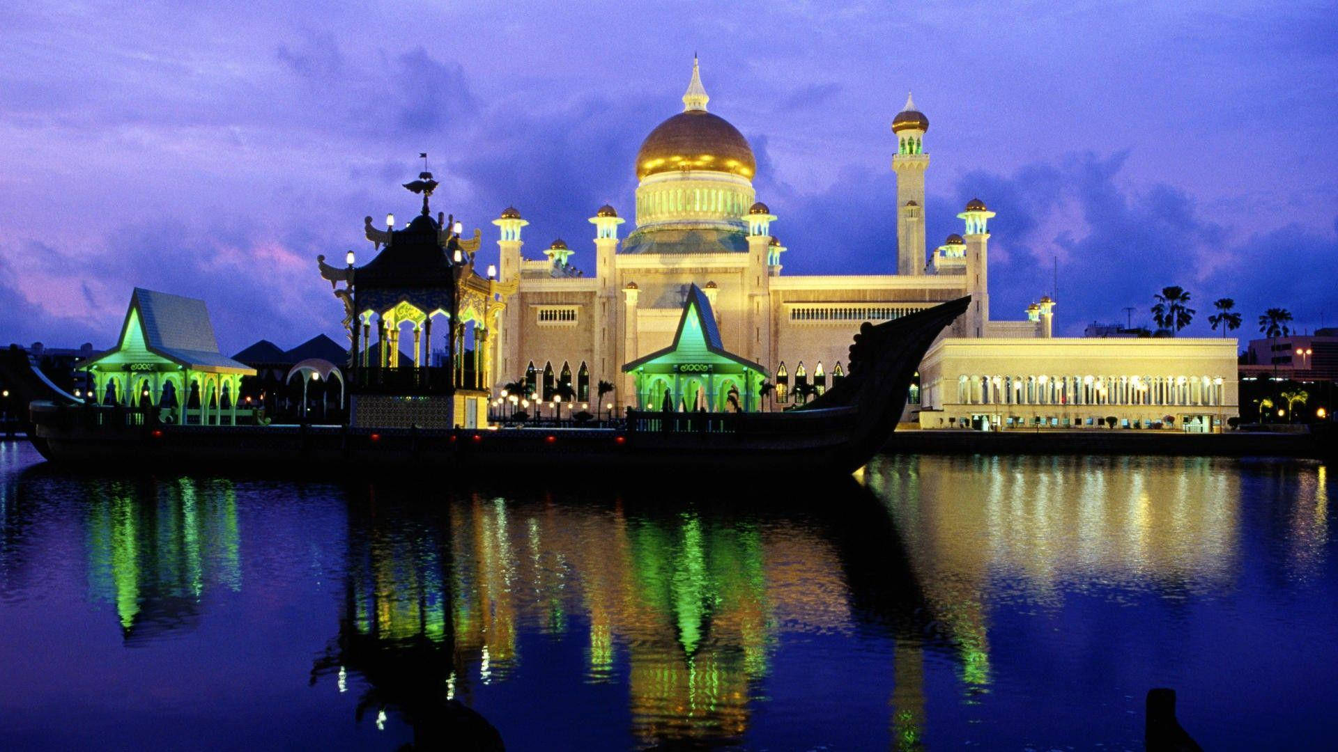 Purple Skies Over Brunei Mosque Background