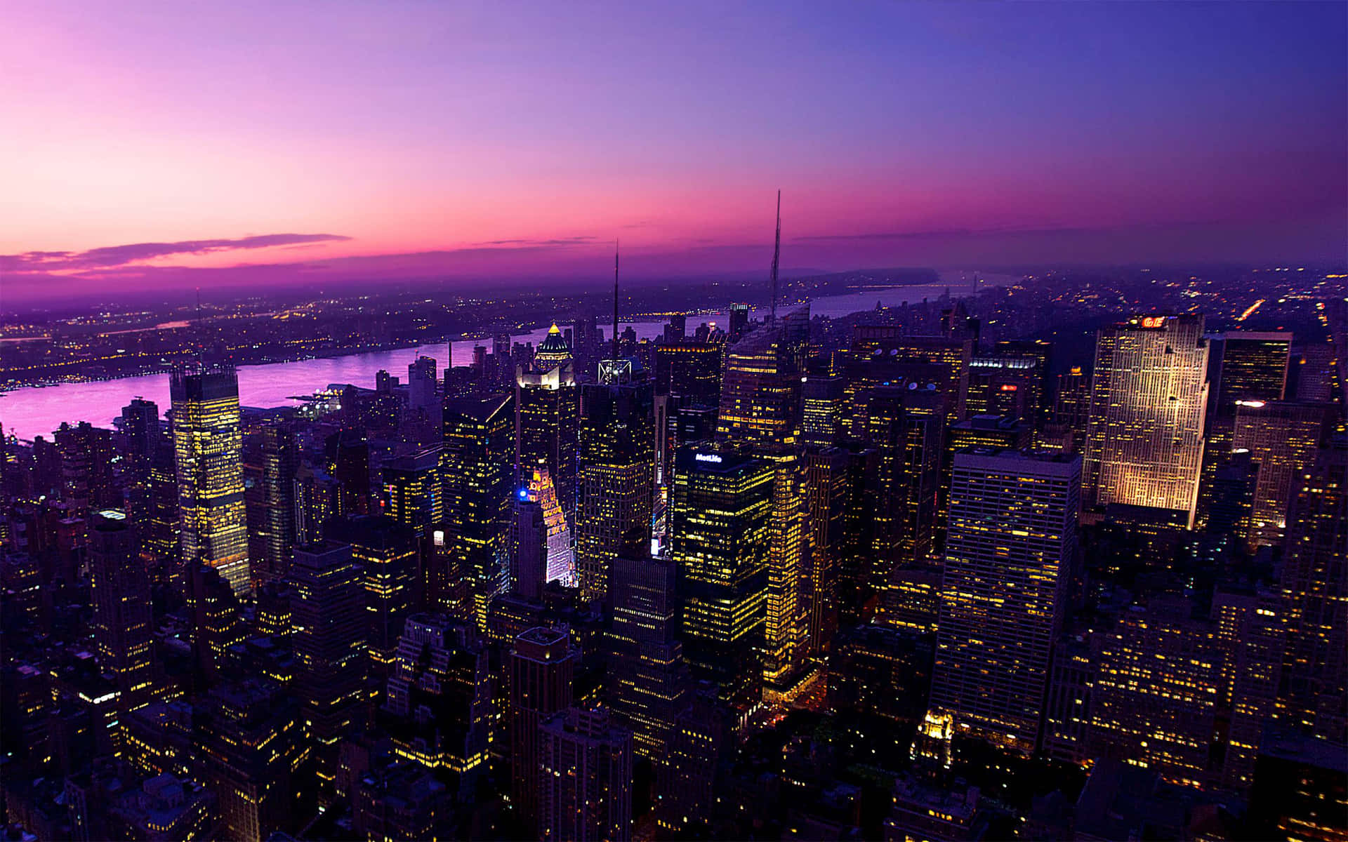 Purple Sky New York City Laptop Background