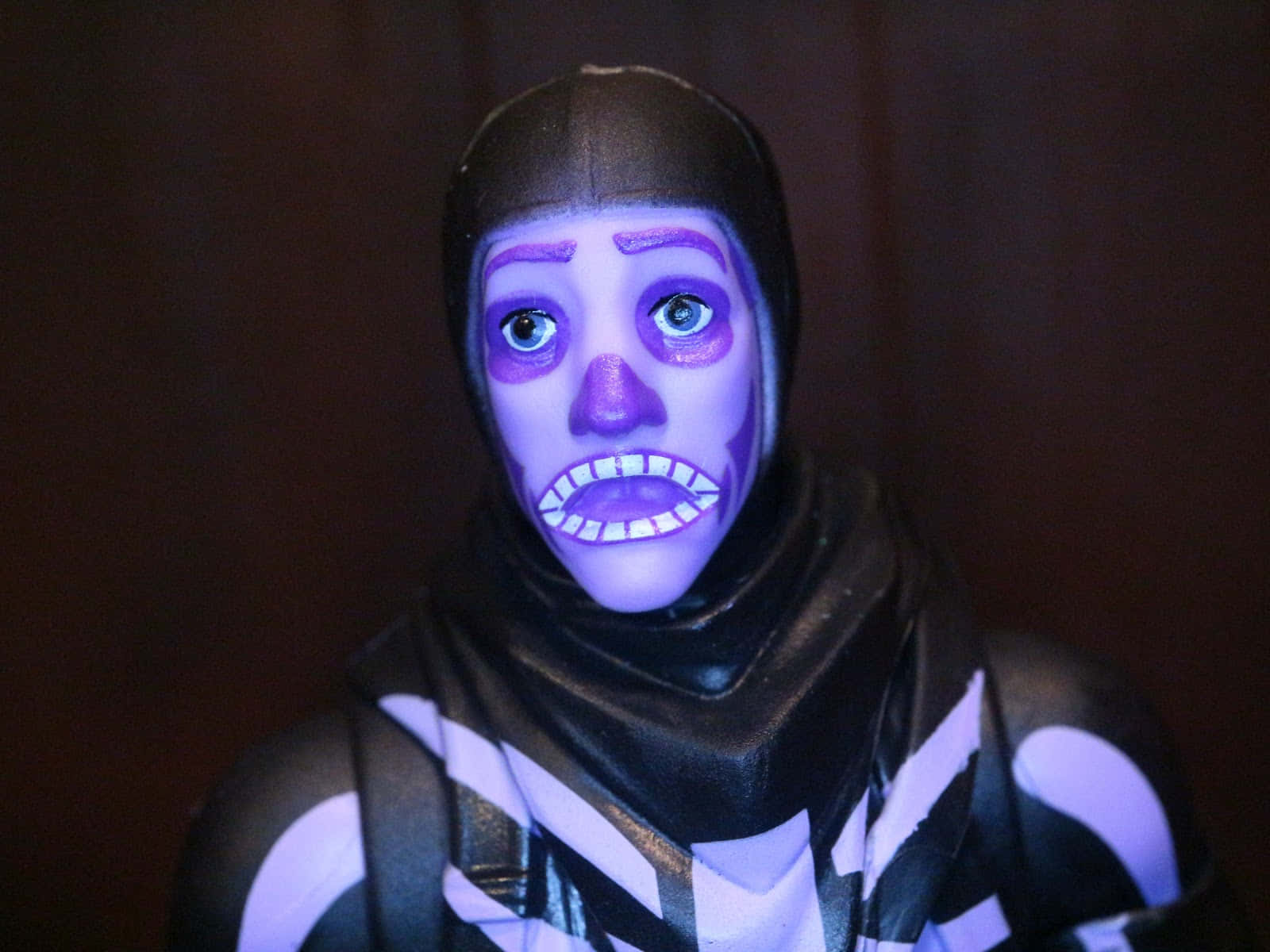 Put On Your Rose-colored Goggles And Take On Fortnite With The Unique Purple Skull Trooper! Background