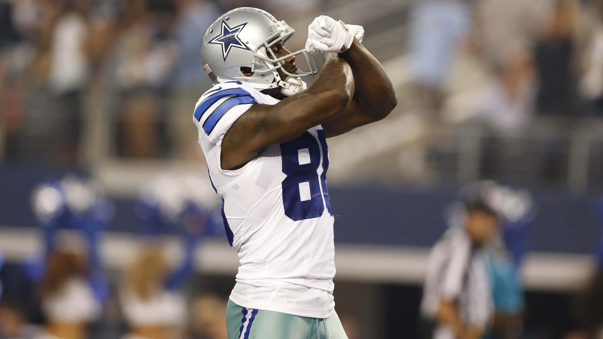 Putting In The Work: Dallas Cowboys Players Gear Up For The New Season Background