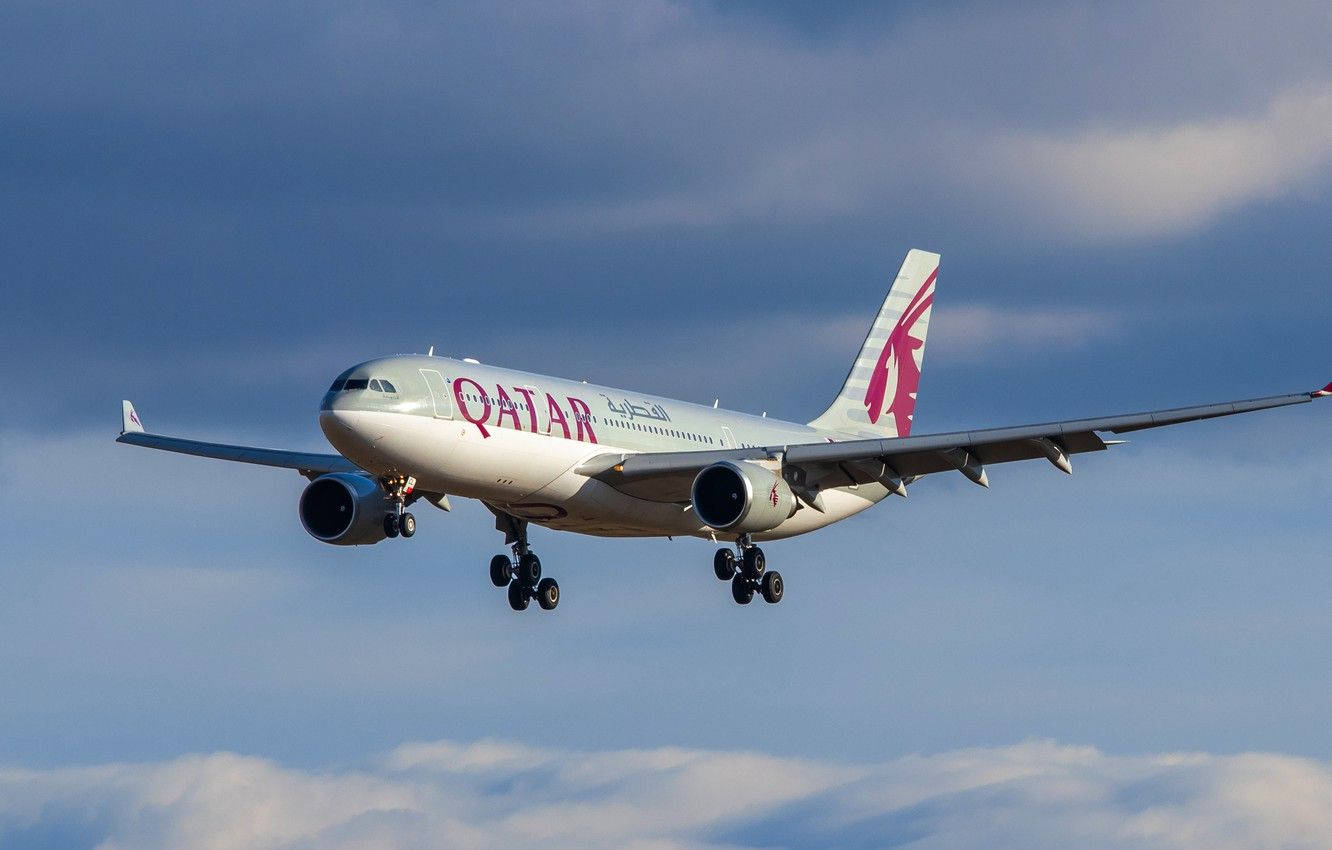 Qatar Airways Landing Background