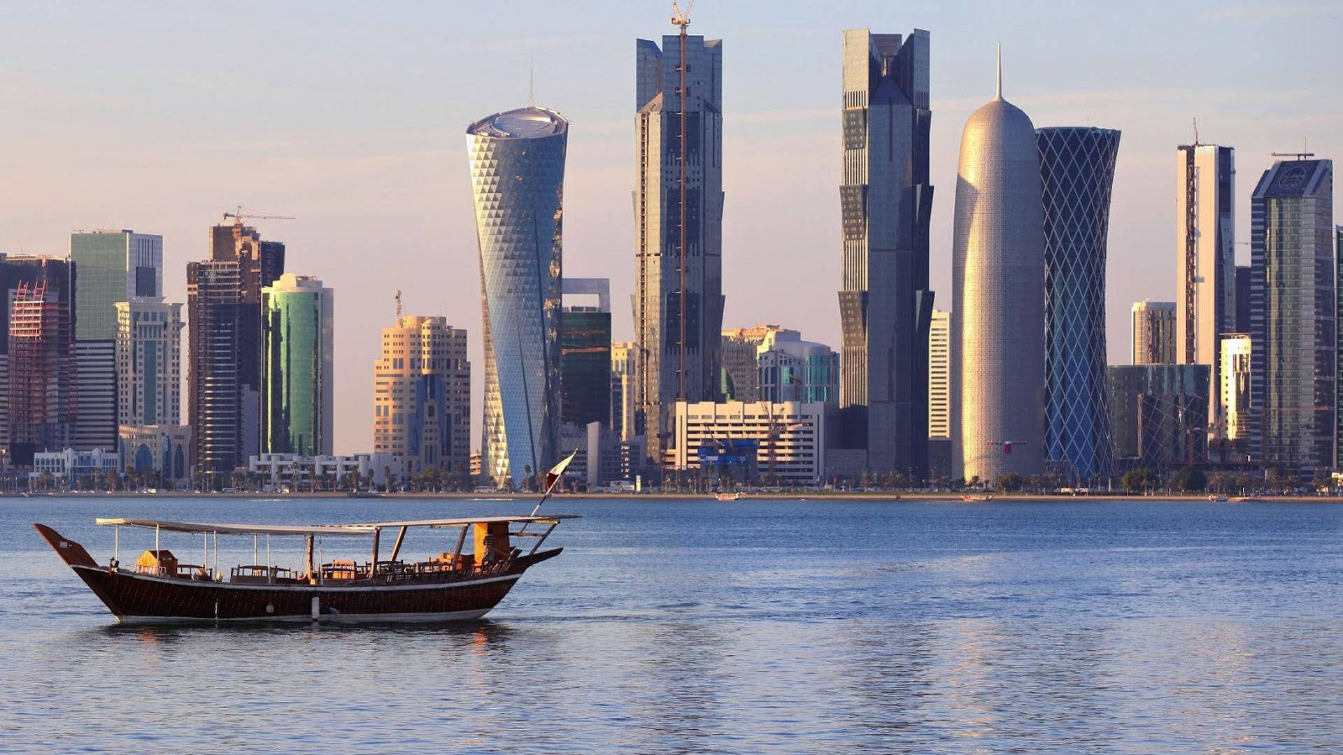 Qatar's Delicate Skyscrapers Designs Background