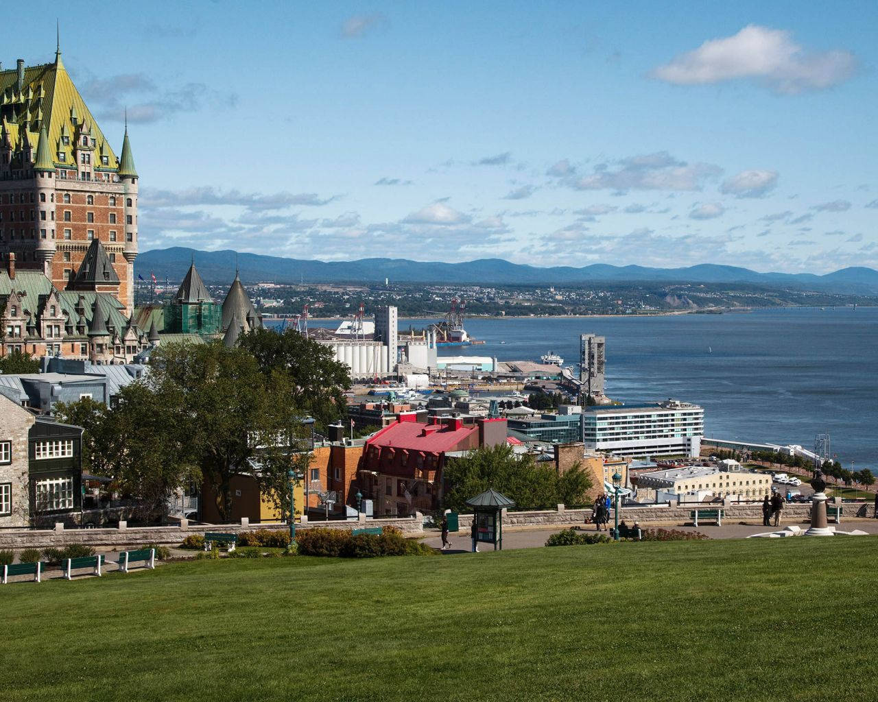 Quebec City Field View Background