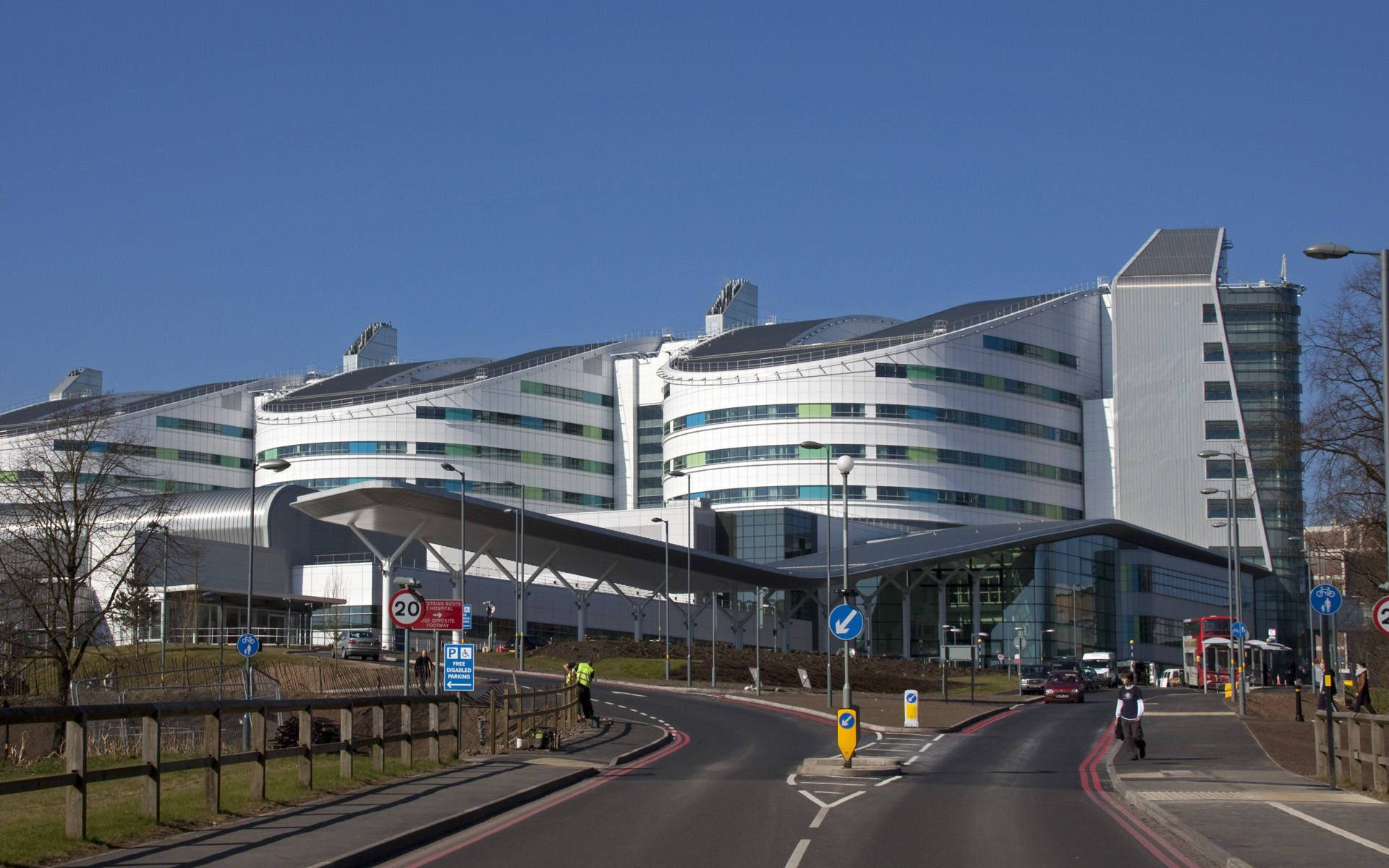 Queen Elizabeth Hospital In Birmingham Background