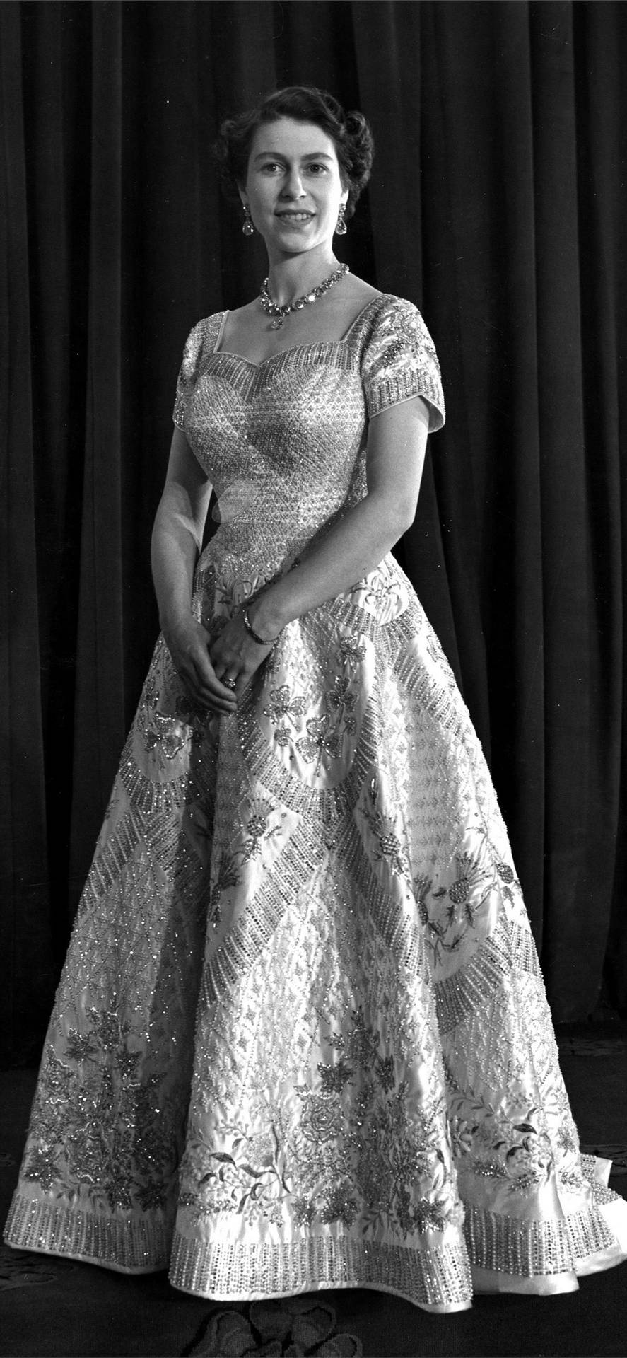 Queen Elizabeth Ii Of Royal Family Background