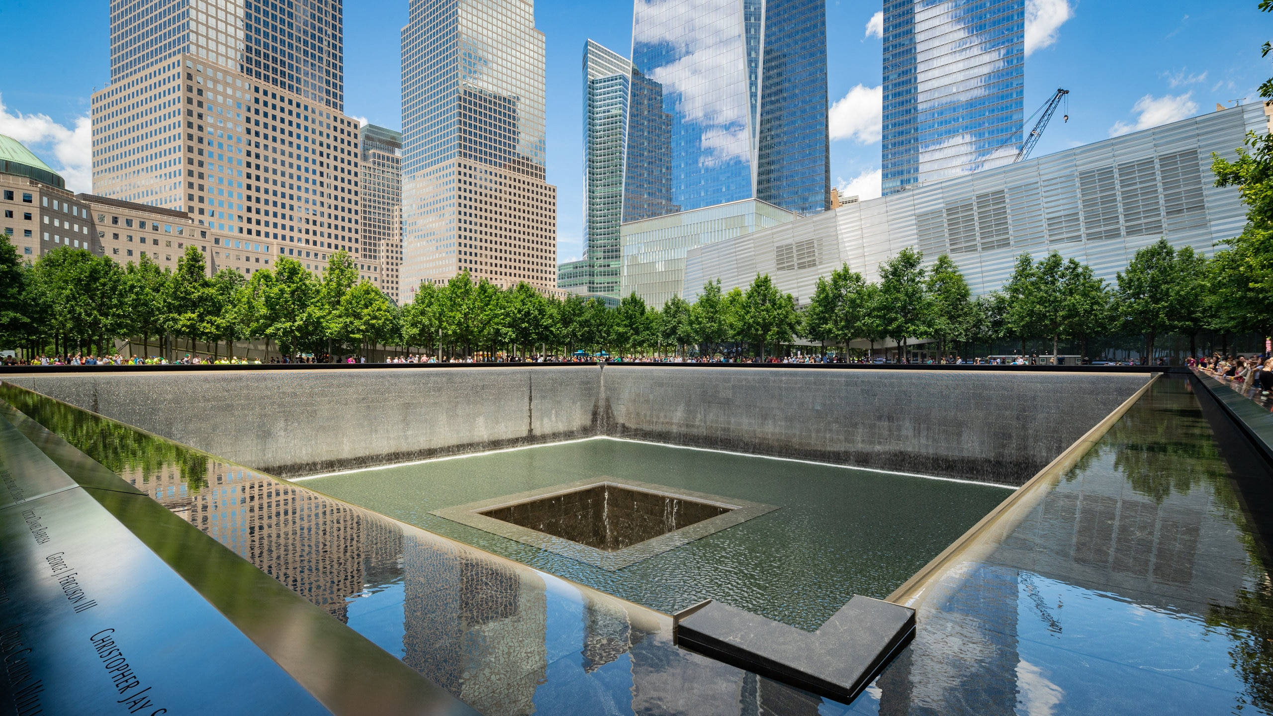 Quiet Morning At 911 Memorial Background