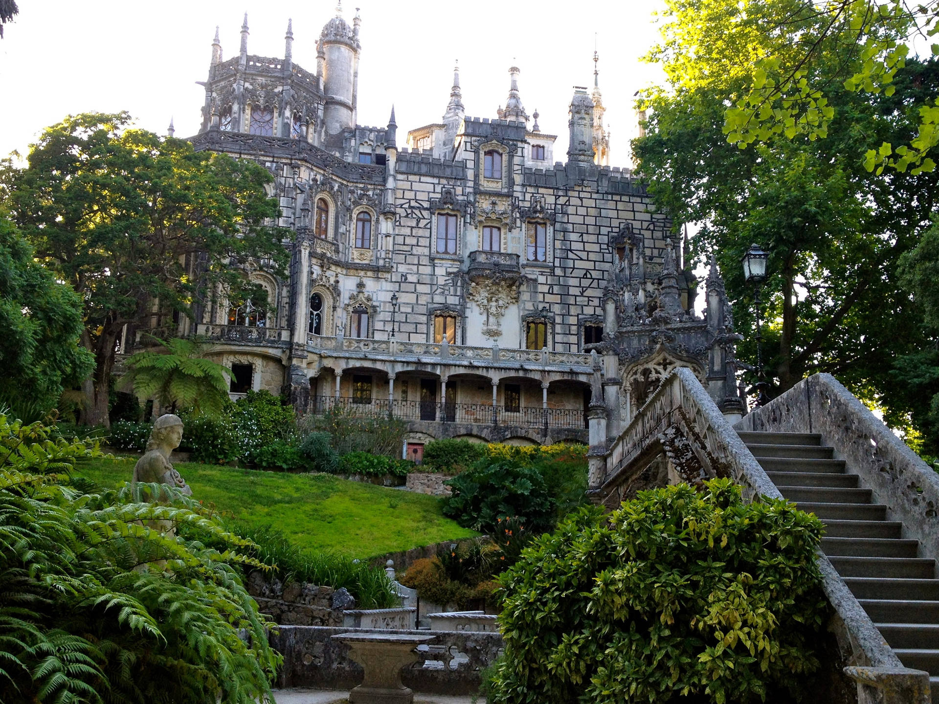 Quinta Da Regaleira Sintra Background