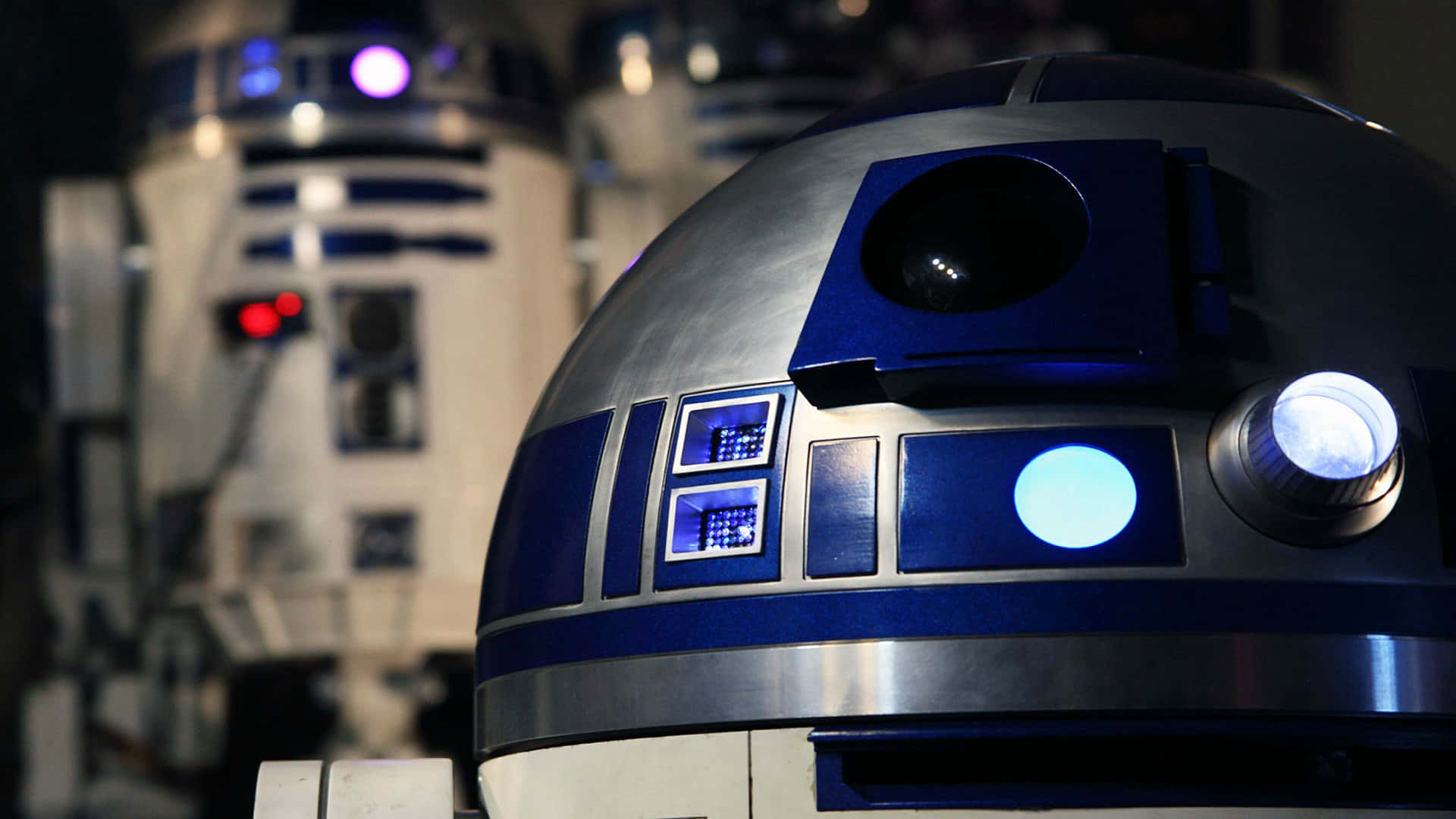 R2d2, The Iconic Droid From The Beloved Star Wars Franchise Background