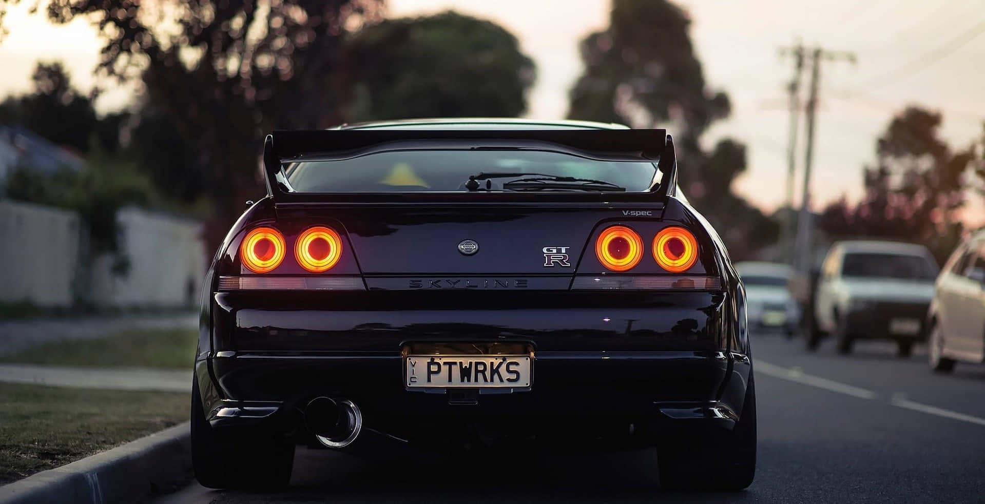 R33 Gtr Black Rear End Background