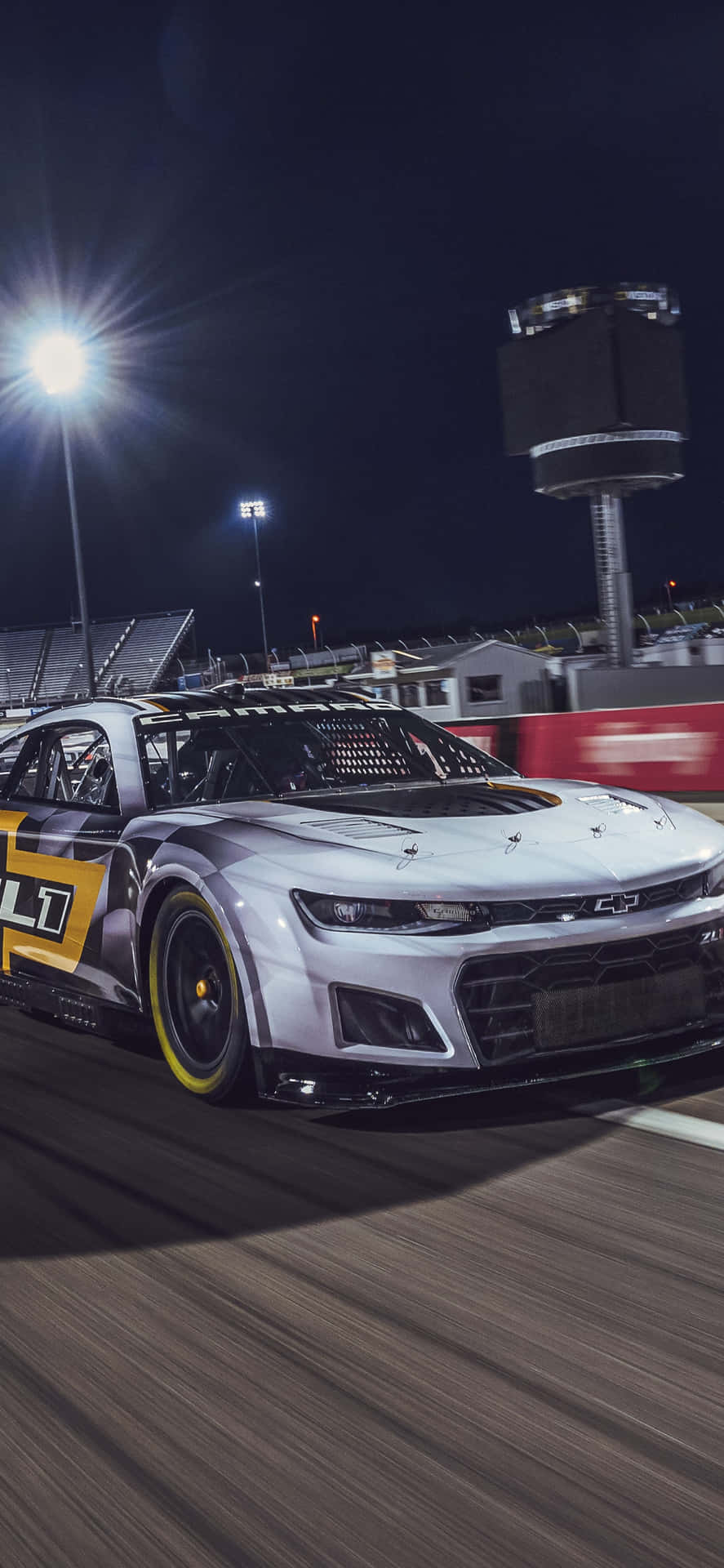 Race To The Finish With Nascar And Your Iphone Background