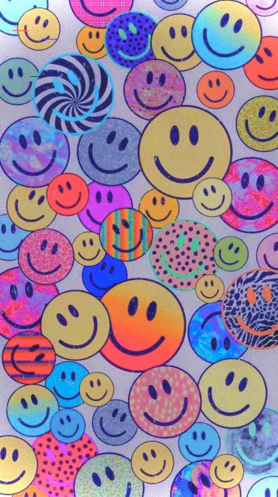 Radiant Aesthetic Smiley Face Wallpaper Background