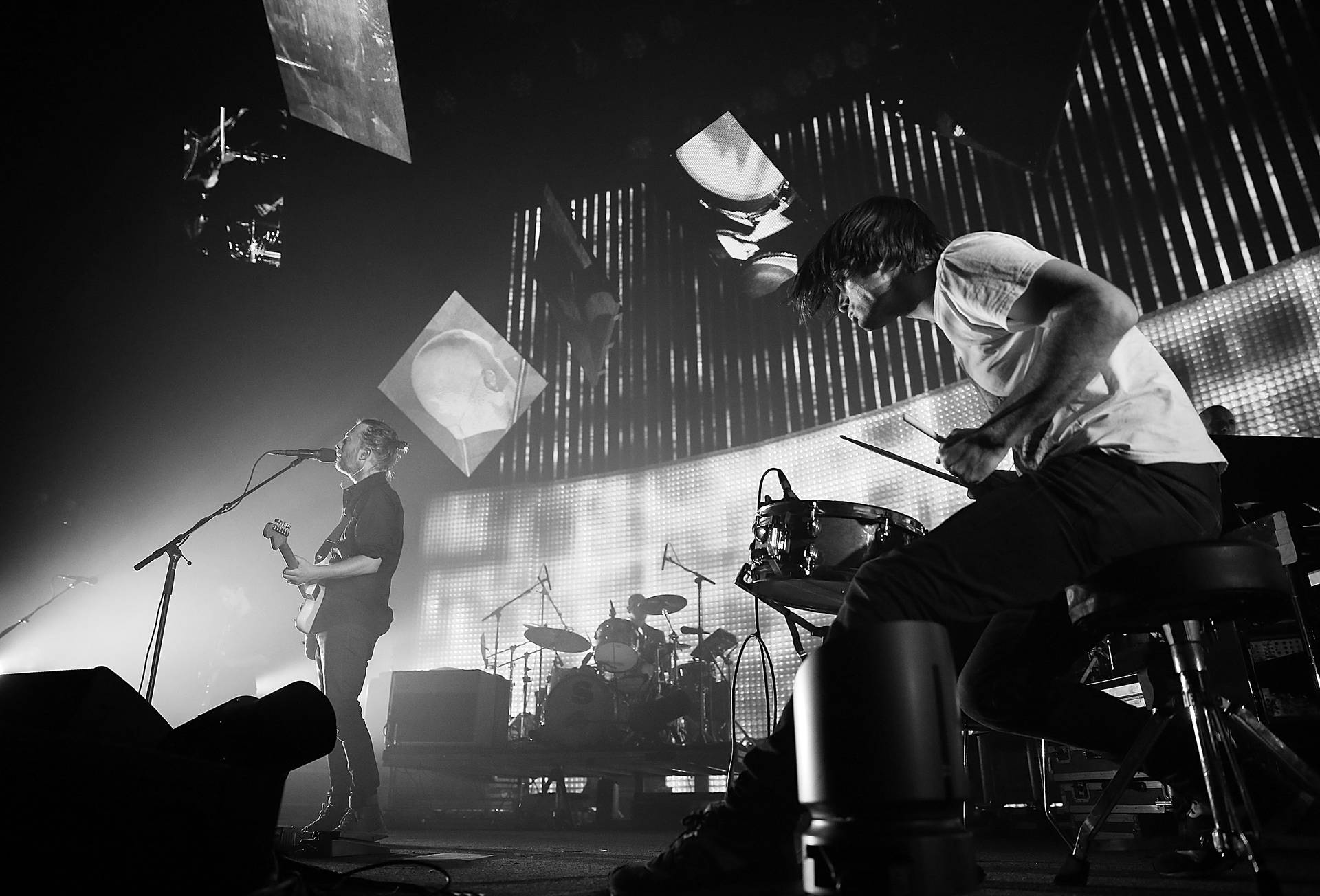 Radiohead Black And White Live Performance Background