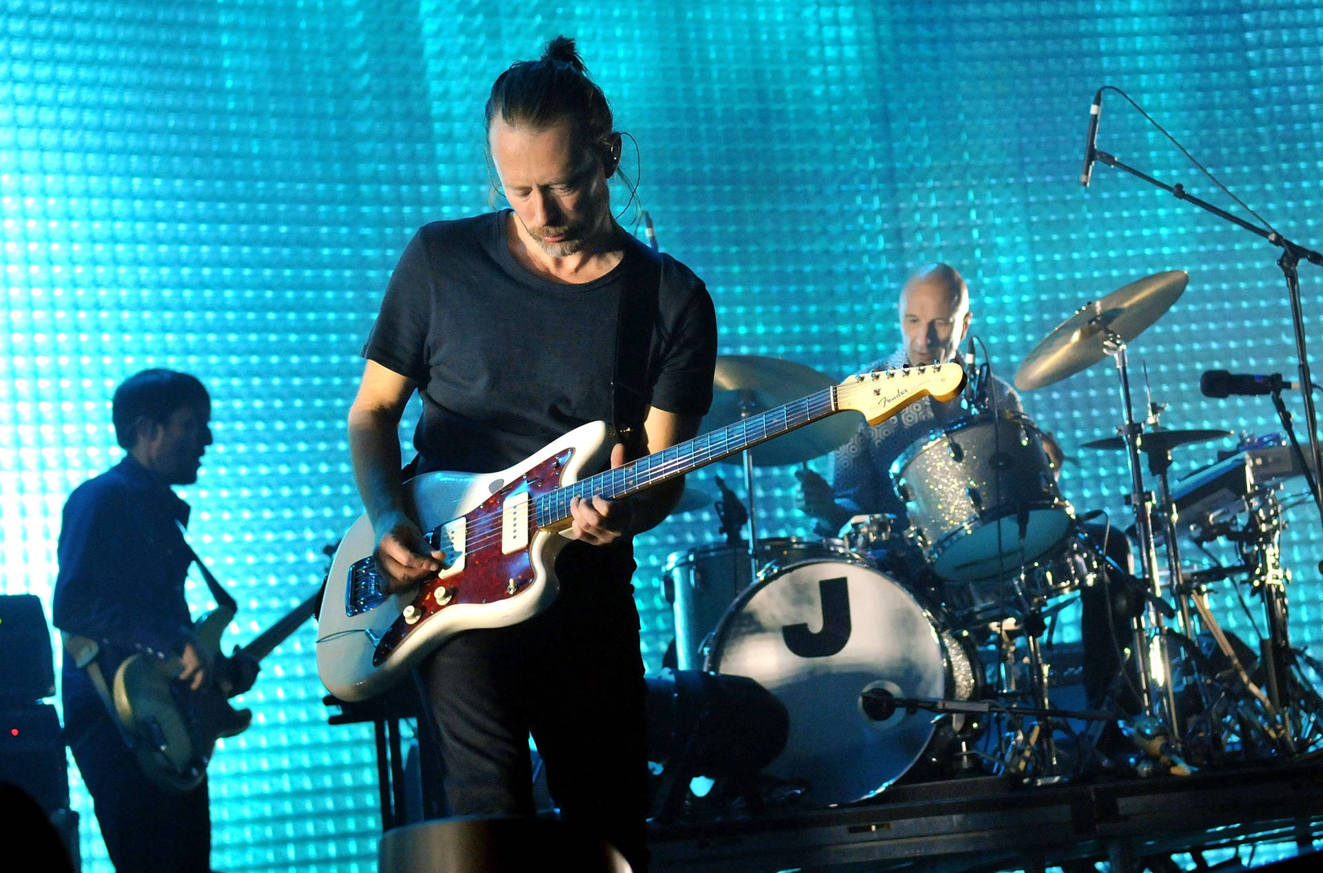 Radiohead Live Performance 2012 Background