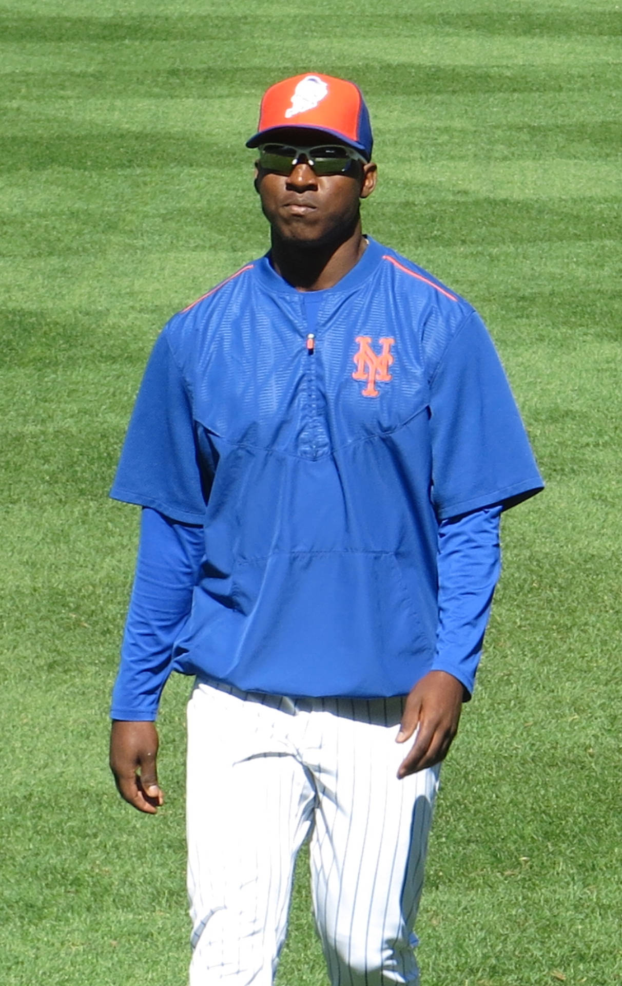 Rafael Montero Wearing Sunglasses Background