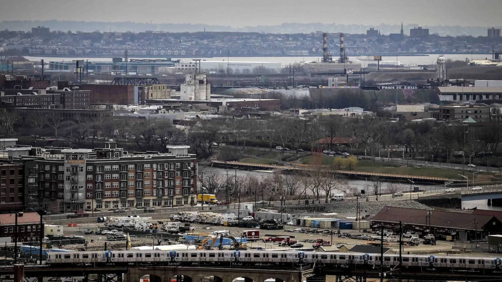 Railway Station In Newark Daytime Background