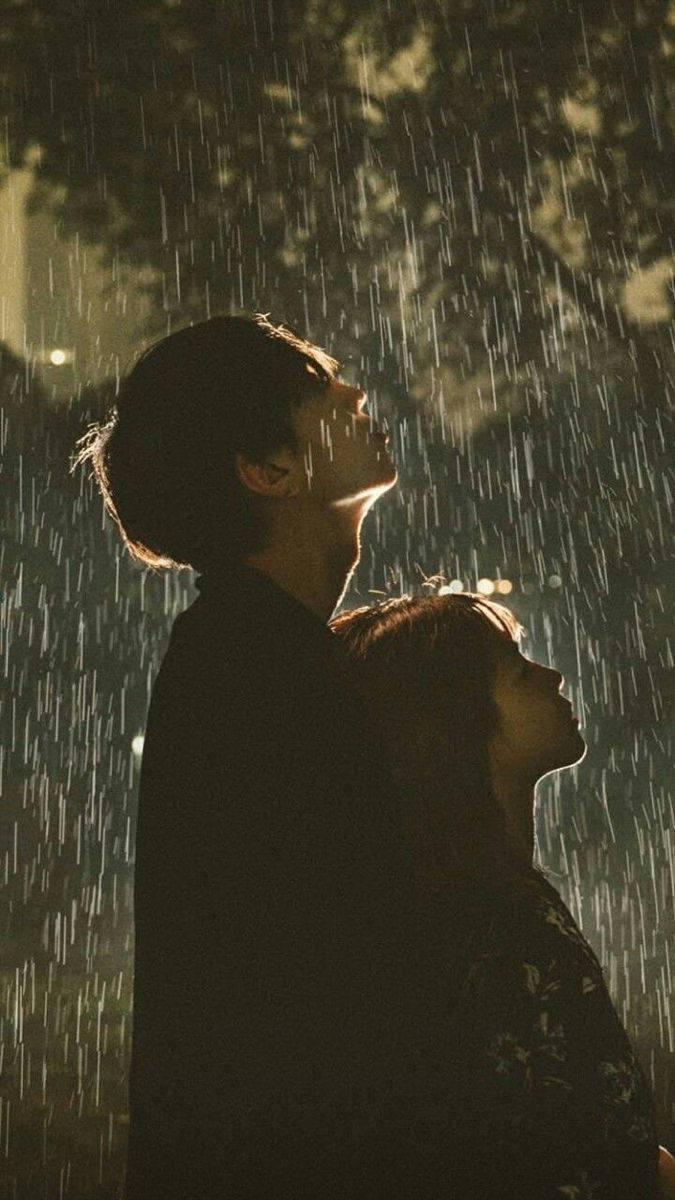 Rain Couple Night Background