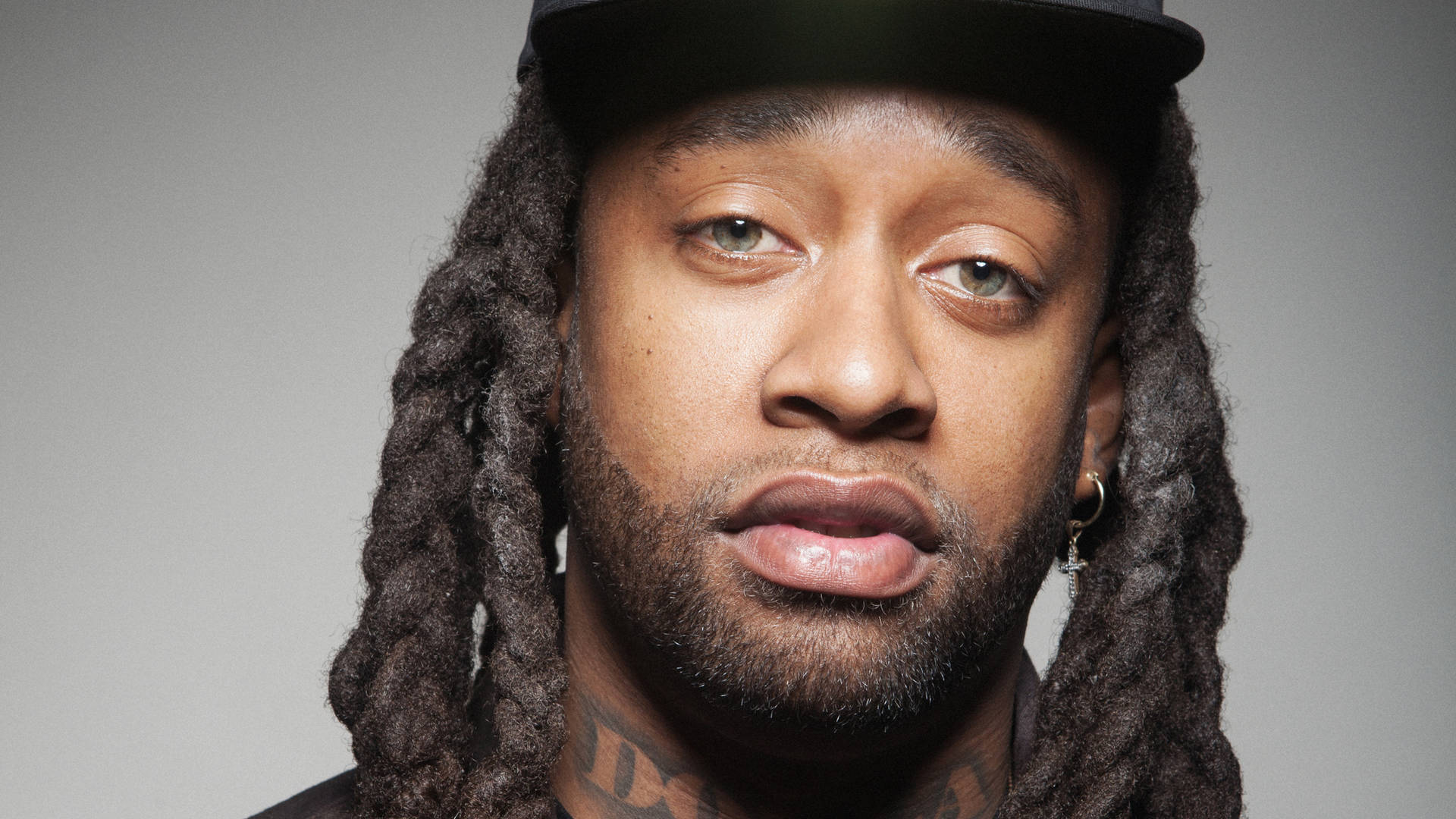 Rapper Ty Dolla Sign Background