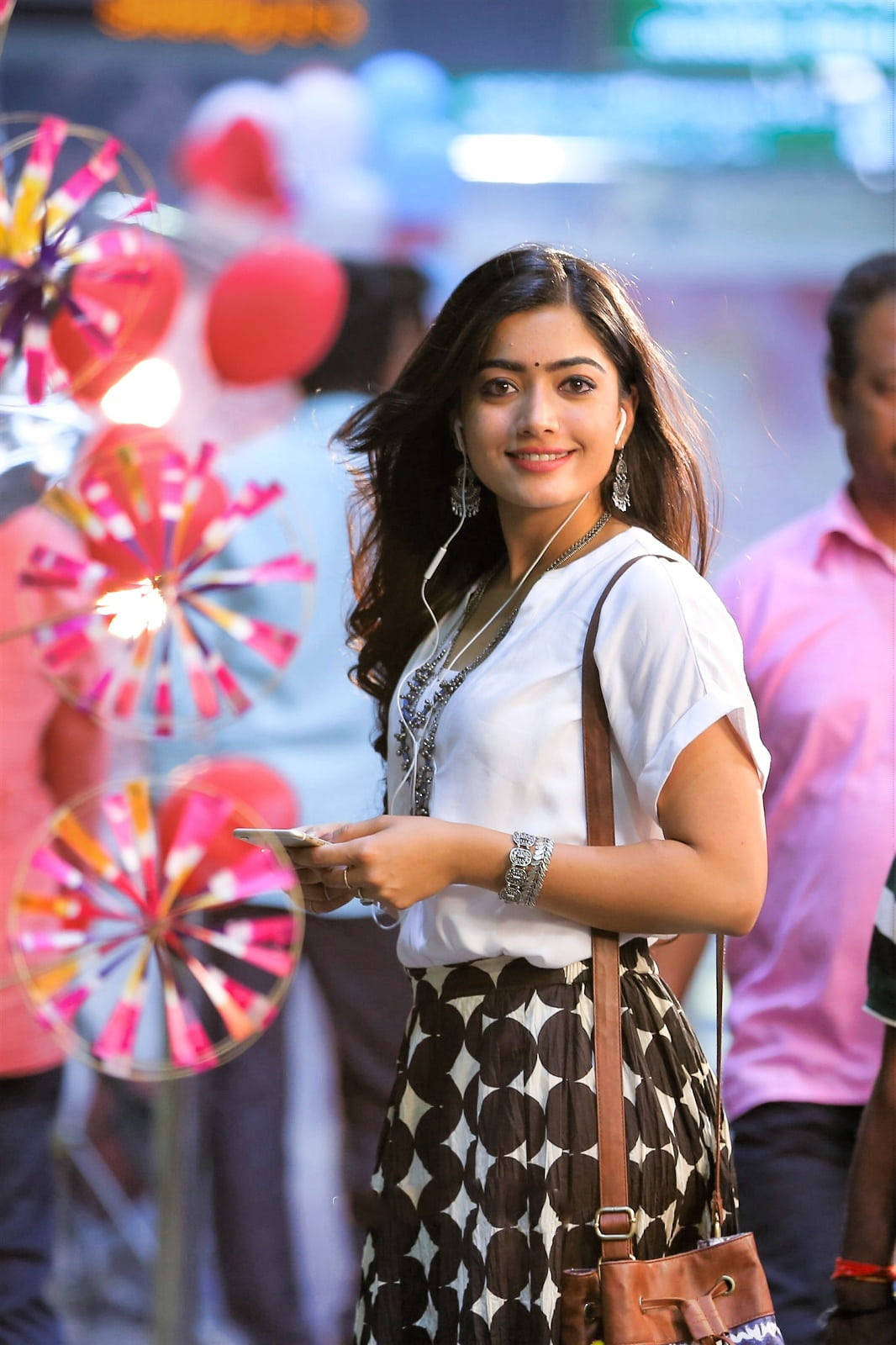 Rashmika Mandanna Hd Casual Attire Background