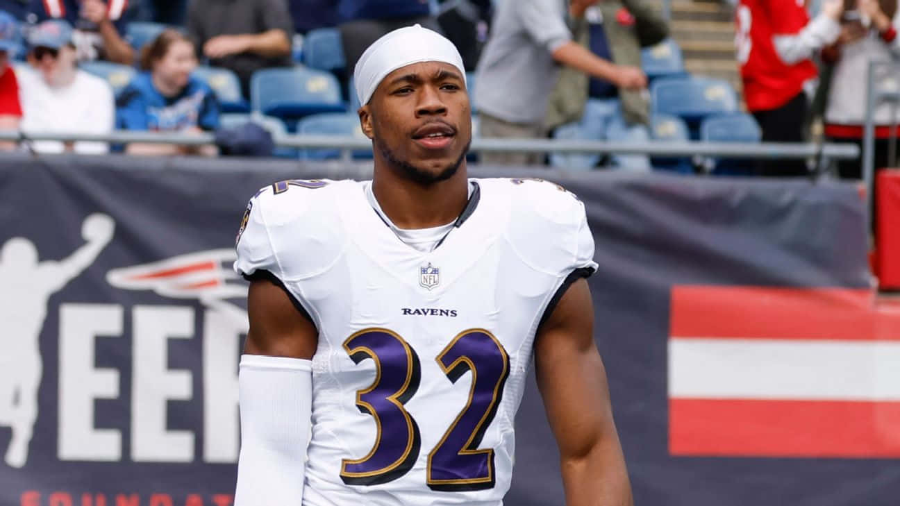 Ravens Player Number32 Background