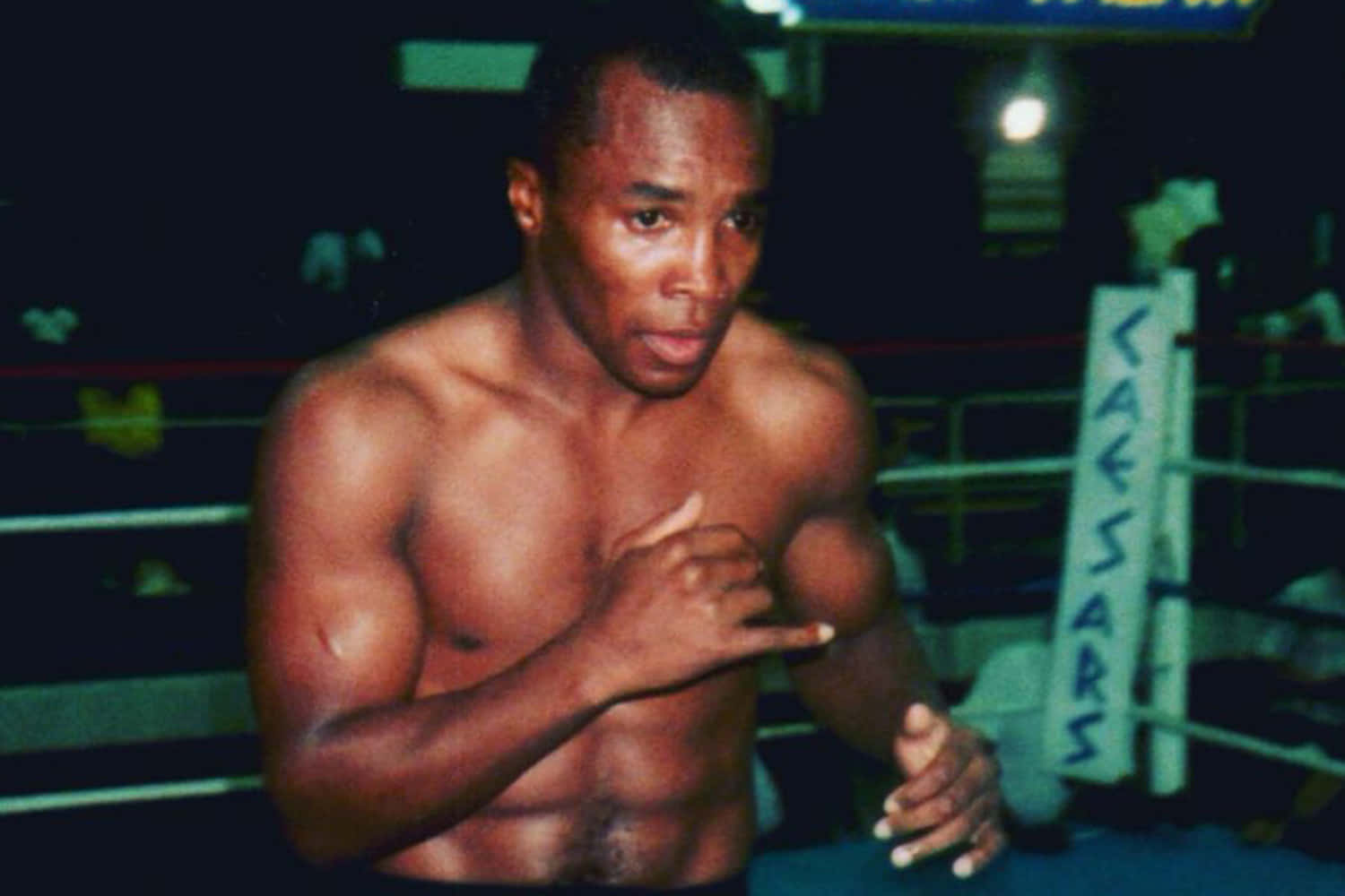 Ray Leonard Making A Hand Gesture Background