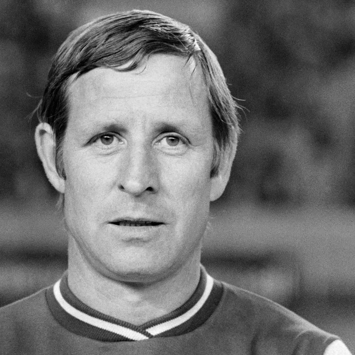 Raymond Kopa Neutral Expression In Black And White Background