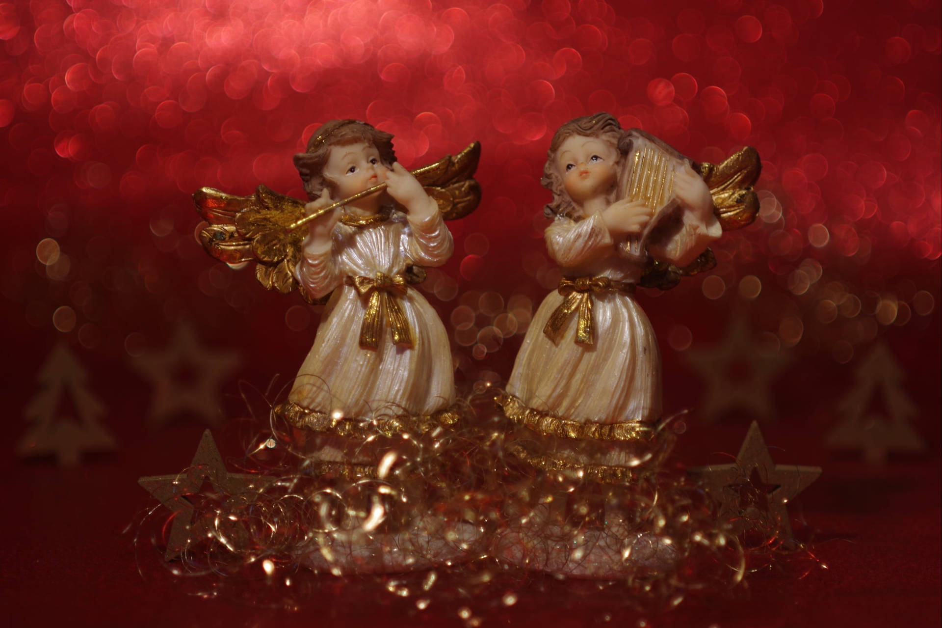 Red Aesthetic Christmas Angels Background