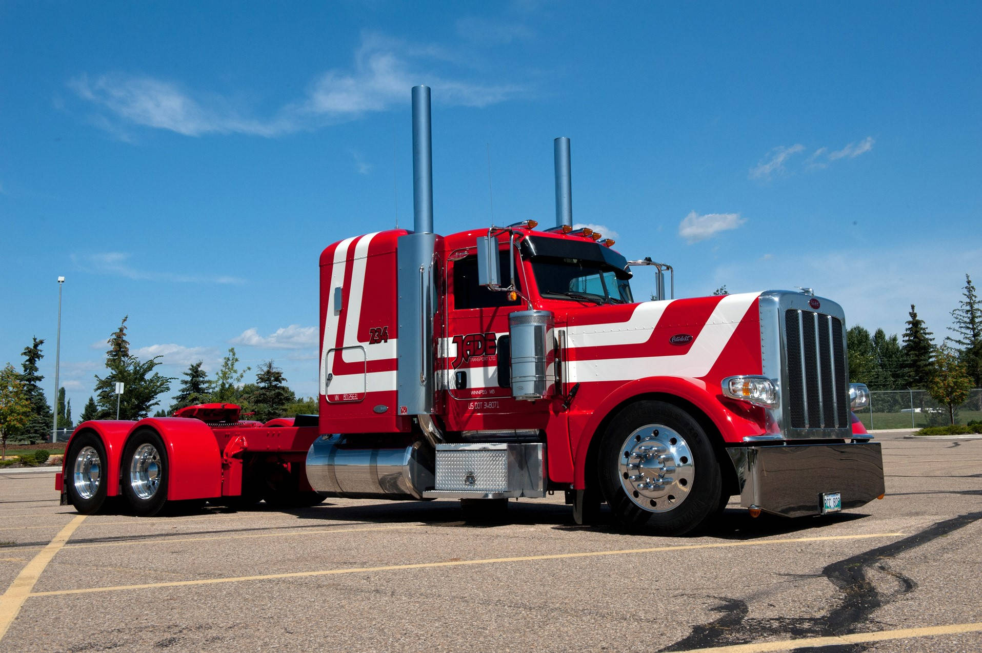 Red And White Stripes Peterbilt