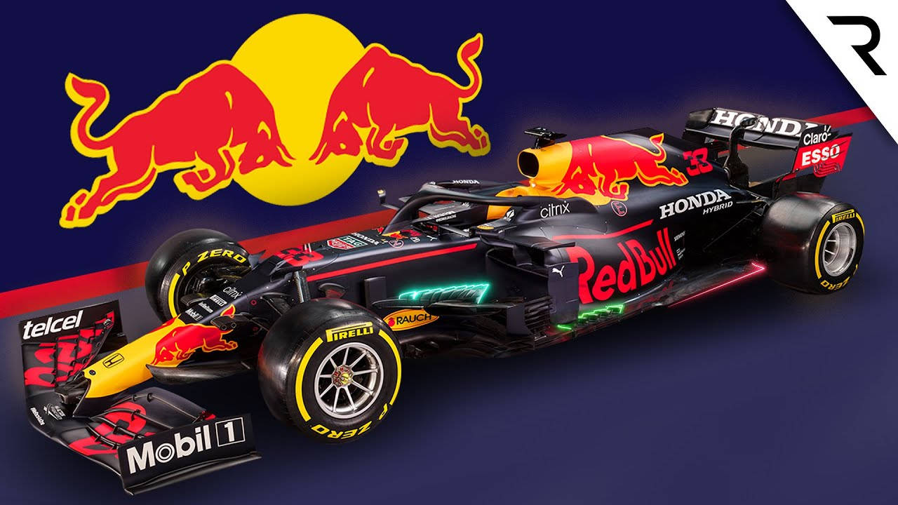 Red Bull Racing Car #33 In Action