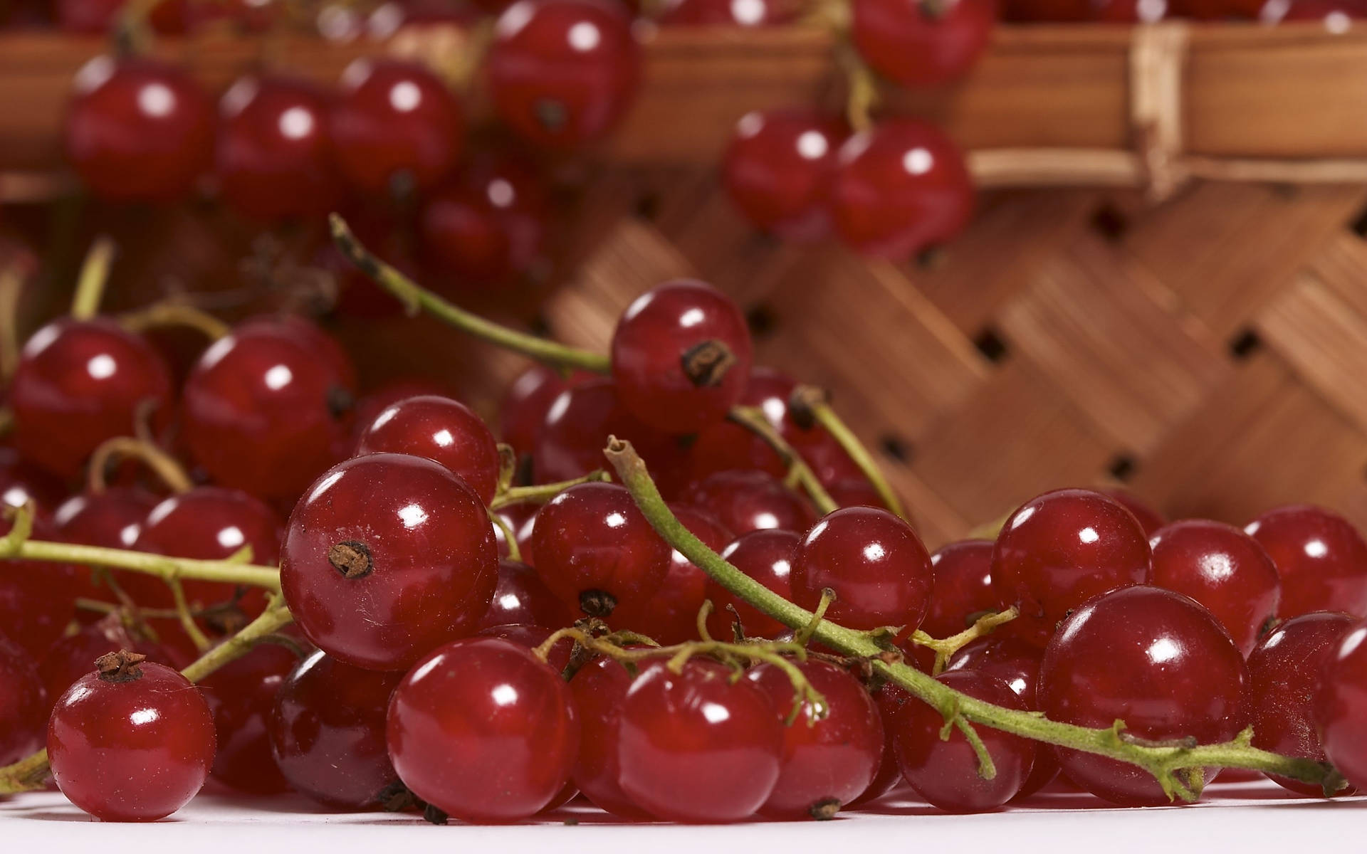 Red Currant Fresh Fruits Woven Basket