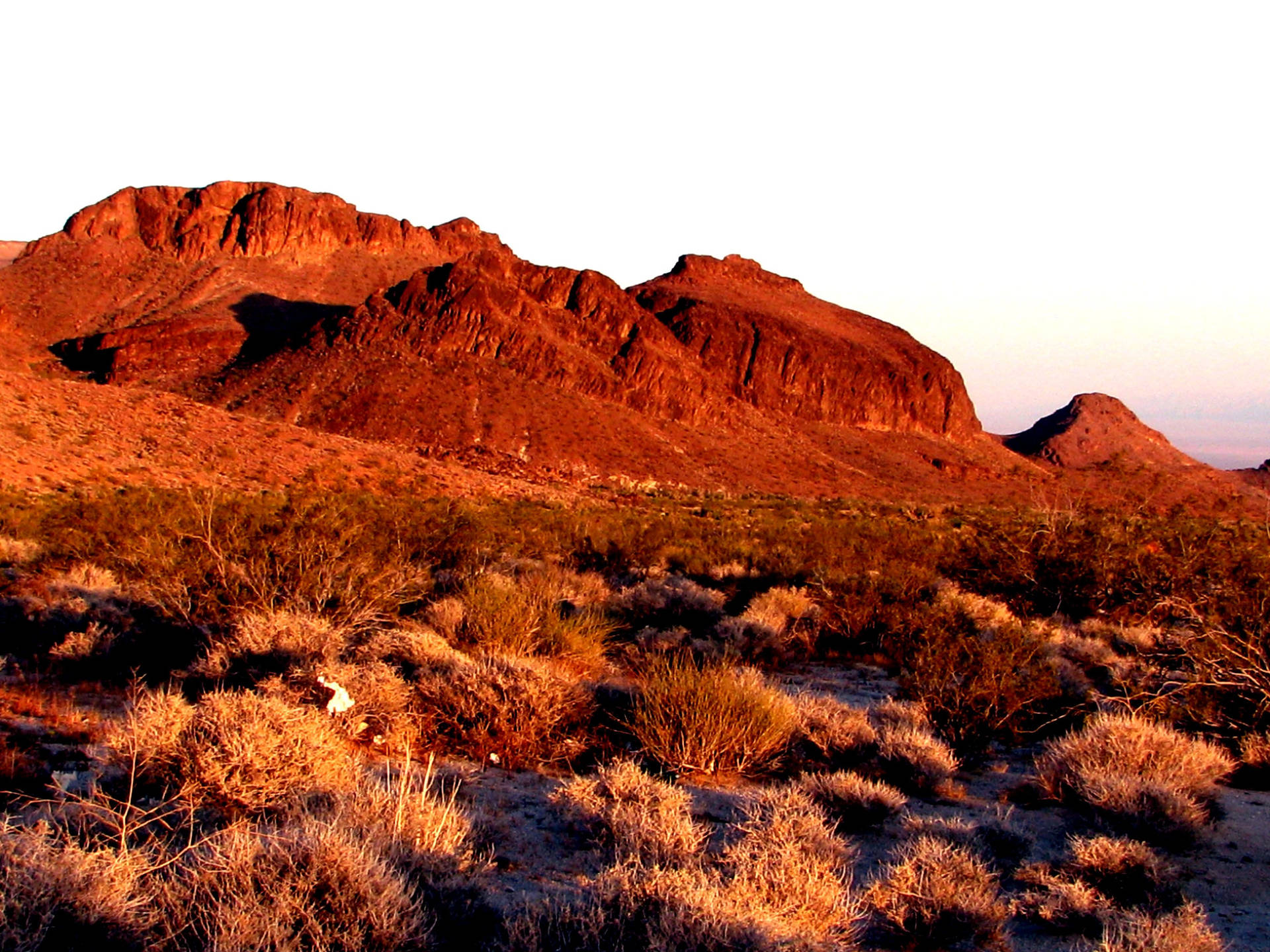 Red Mountain In The Desert Background