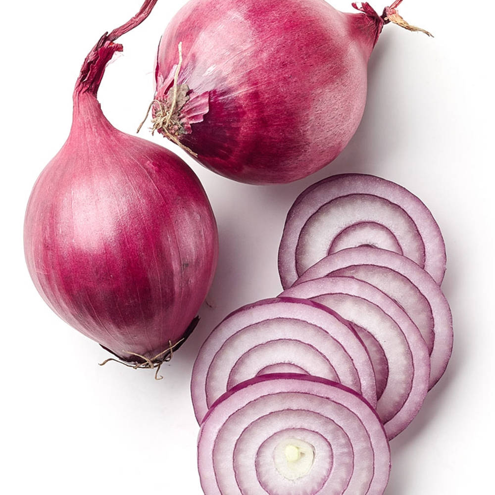 Red Onion Vegetables With Sliced Rings Background