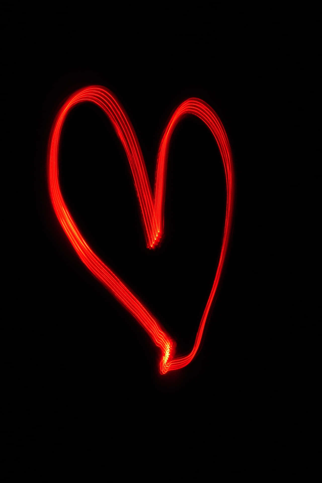 Red Outline Heart Pfp