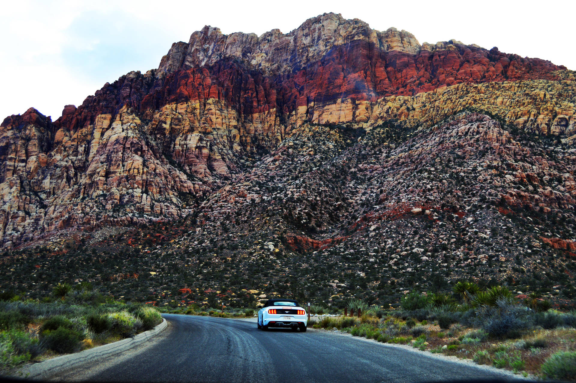 Red Rock Canyon Road Background