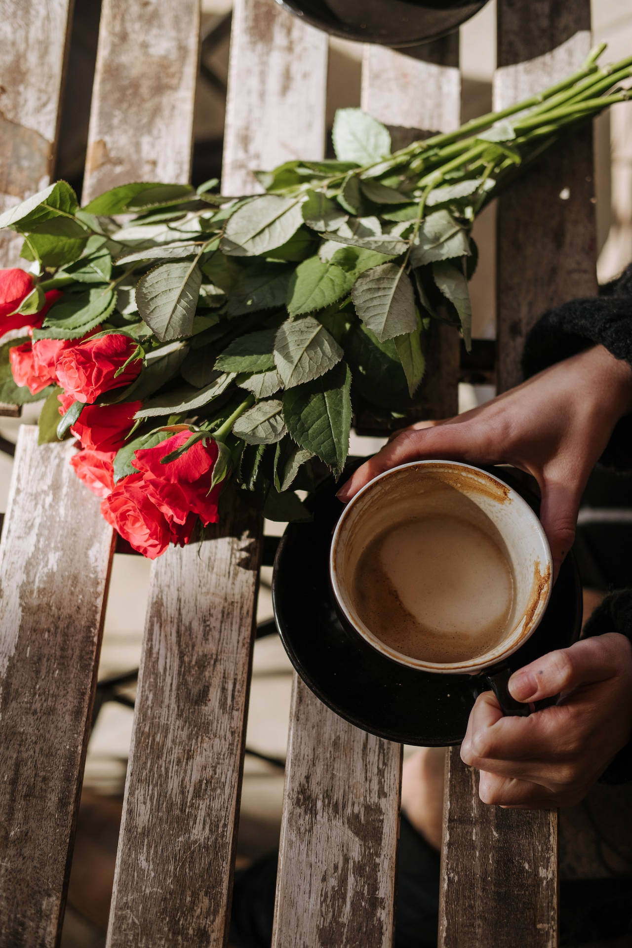 Red Roses Coffee Background