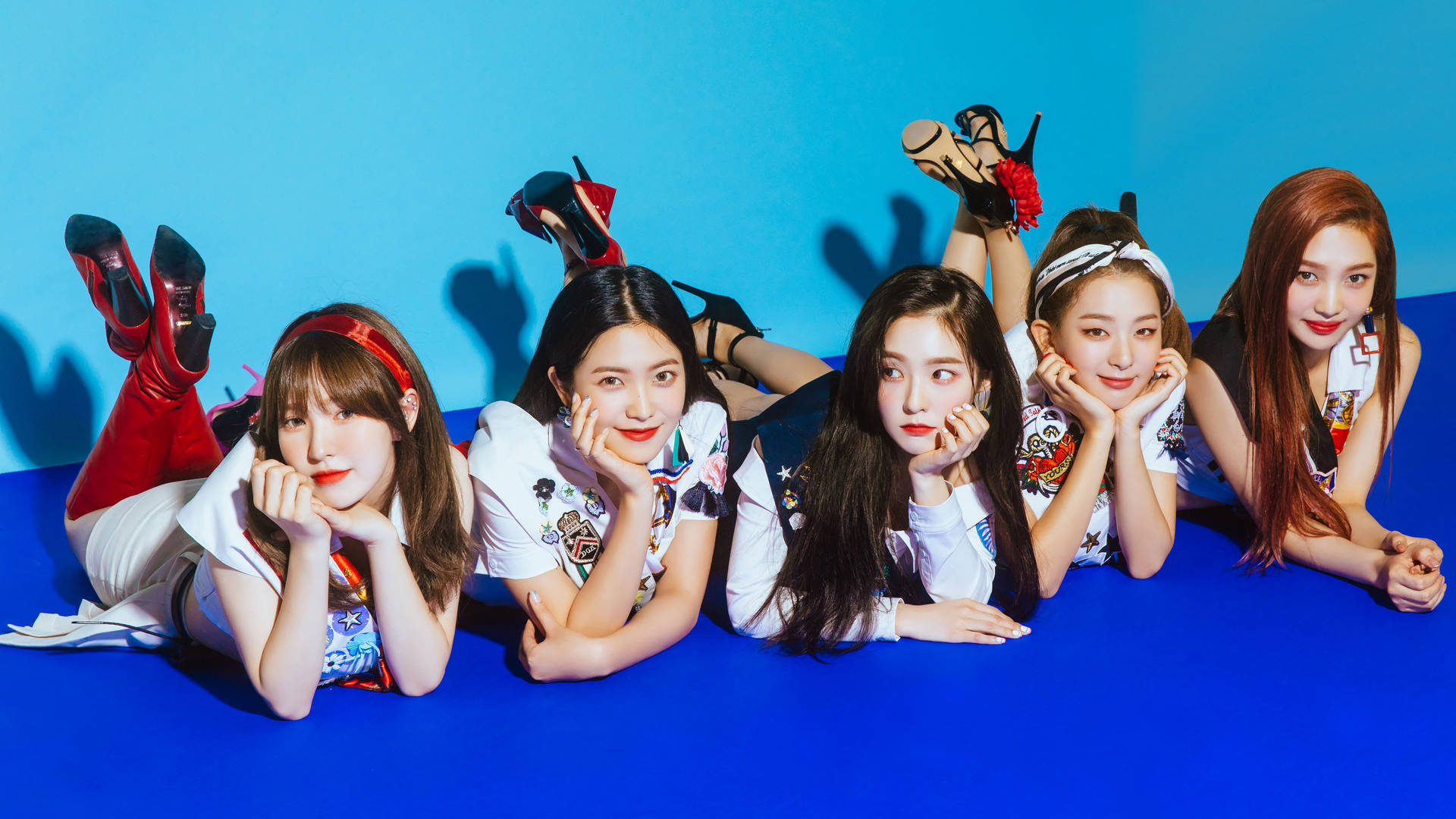 Red Velvet K-pop Group Background