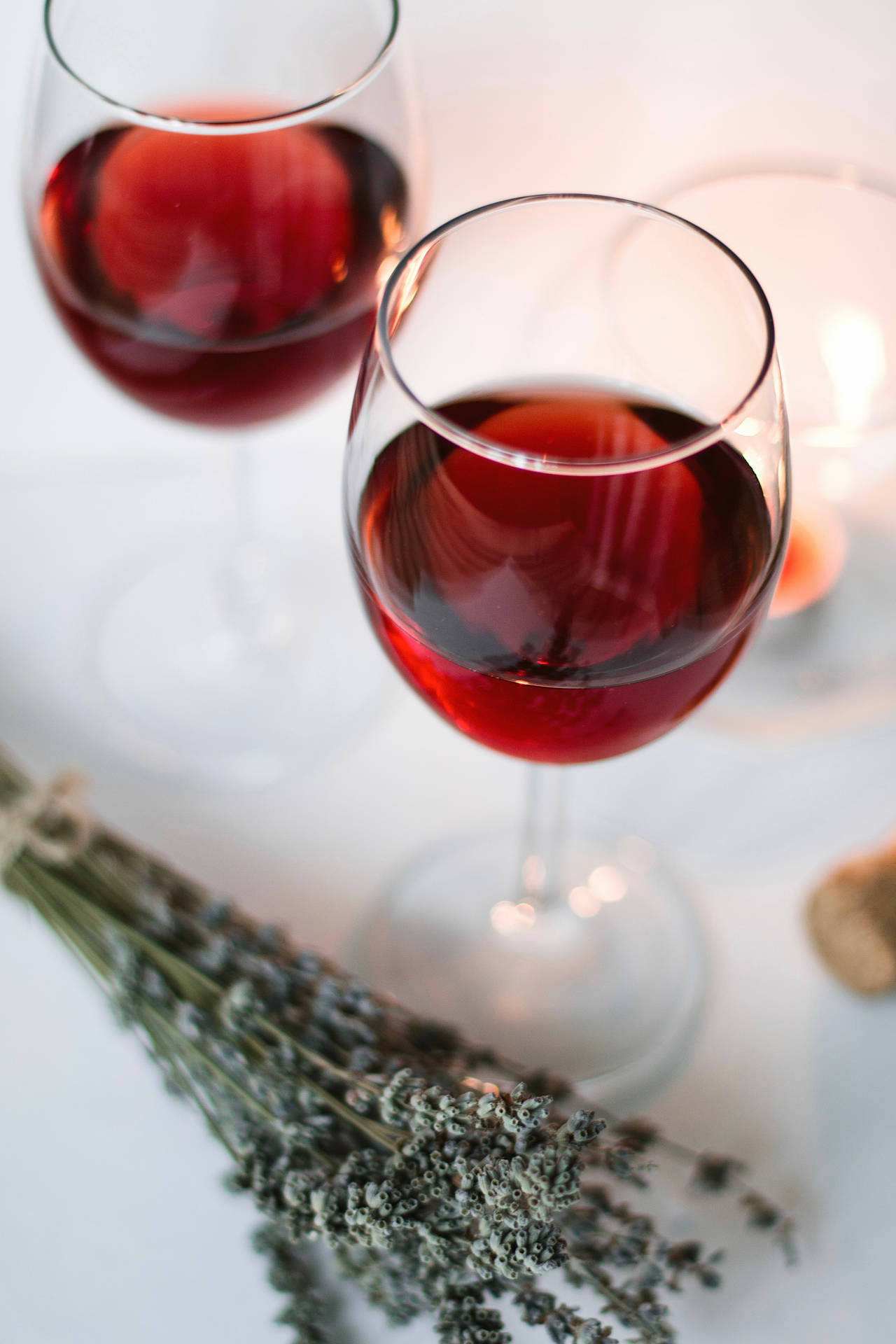 Red Wine Glasses Background