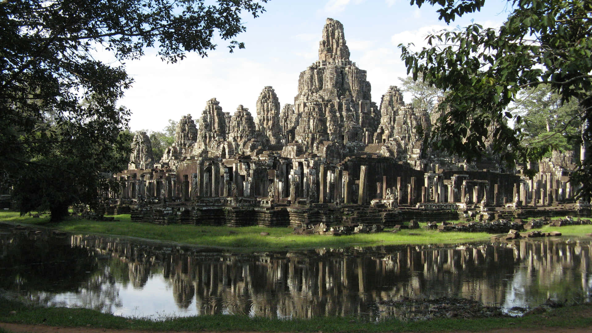 Reflection Of Angkor Thom Desktop Background