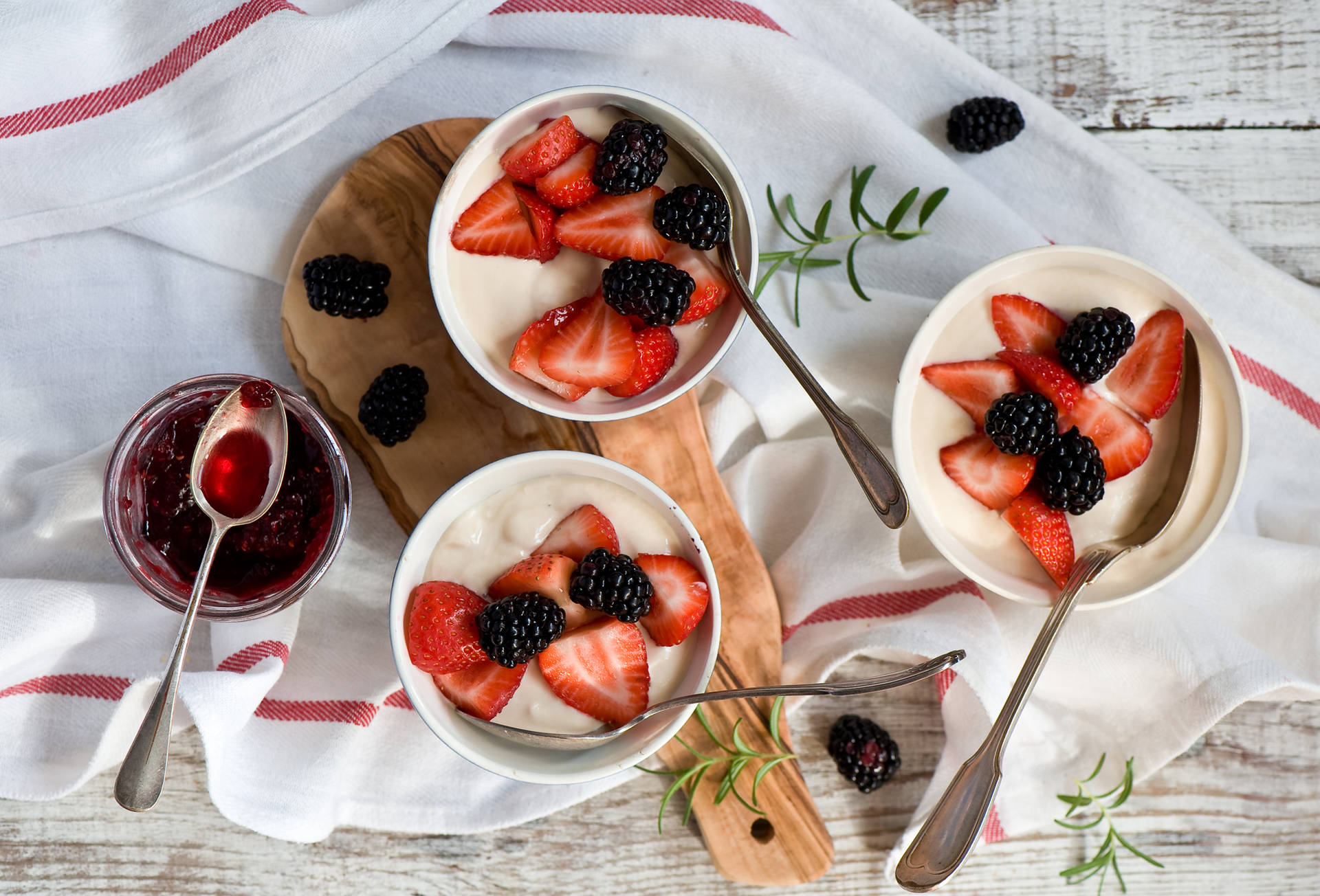 Refreshing Morning Yogurt