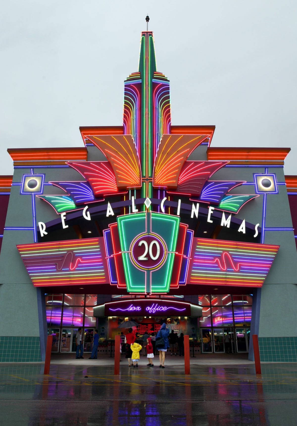 Regal Cinemas Movie Theatre In Evening Light Background