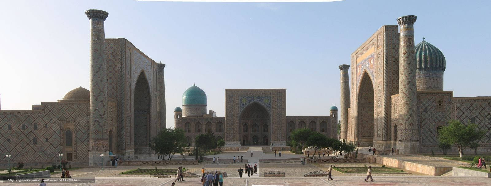 Registan Square Facade In Samarkand Background